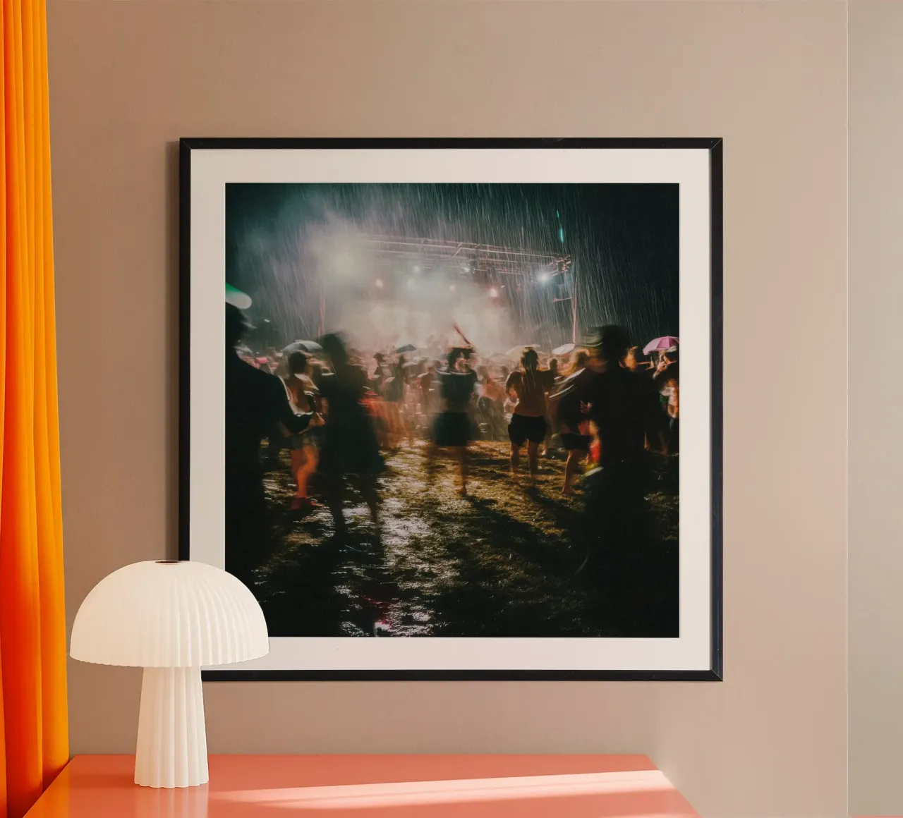Paris en Fusion: l'energia del festival catturata in un flash poster da By Night