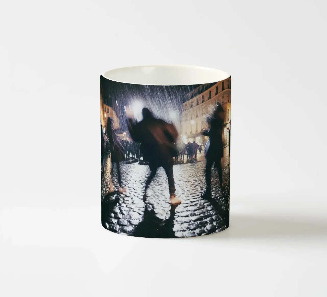 Prospettive urbane uniche a Parigi tazza in ceramica da By Night
