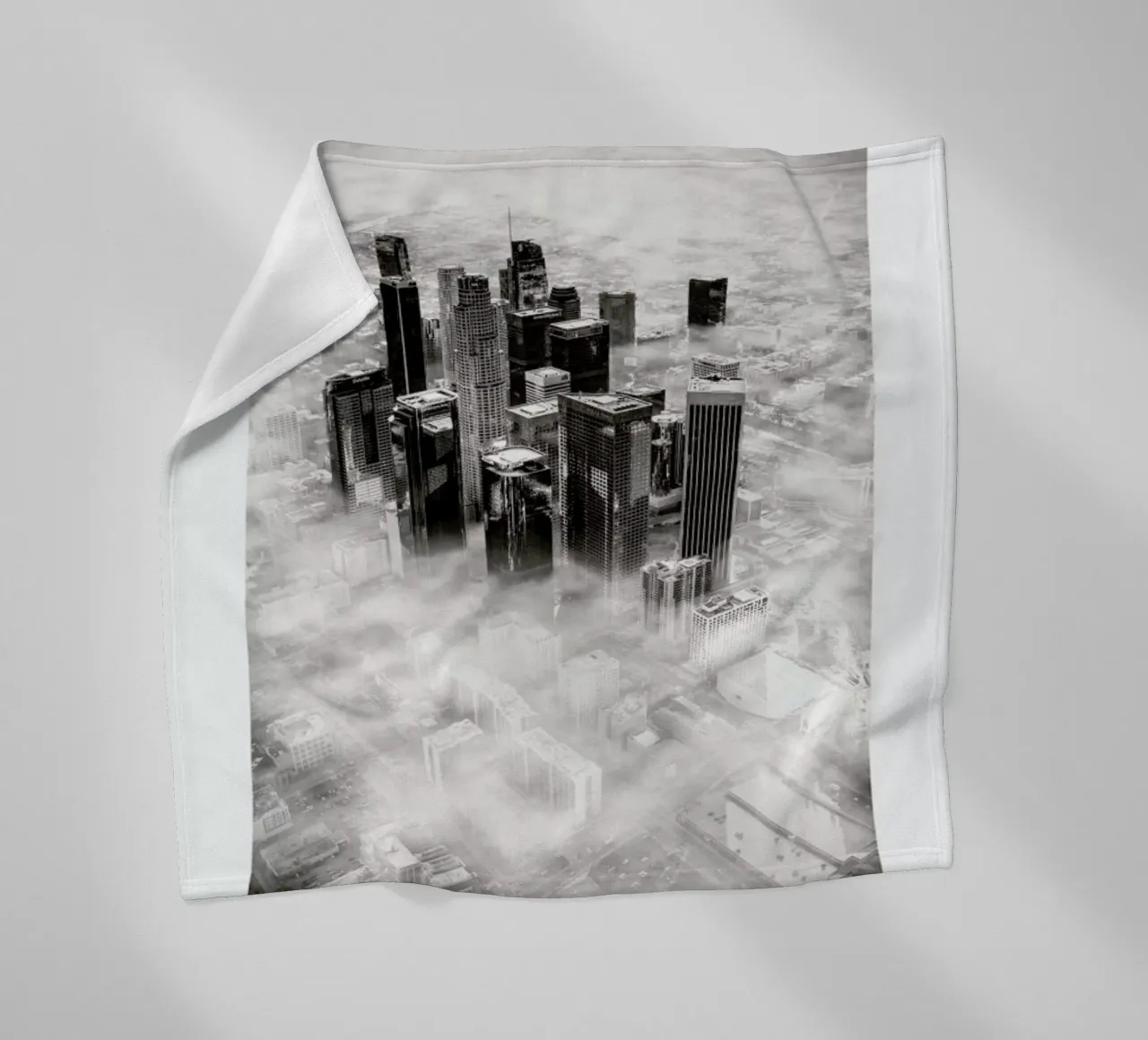 L.A. from Above coperta in pile da METROPOLIS