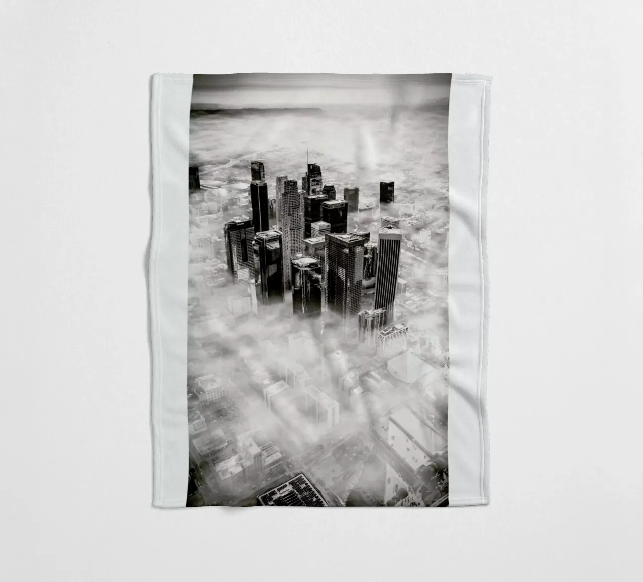 L.A. from Above coperta in pile da METROPOLIS