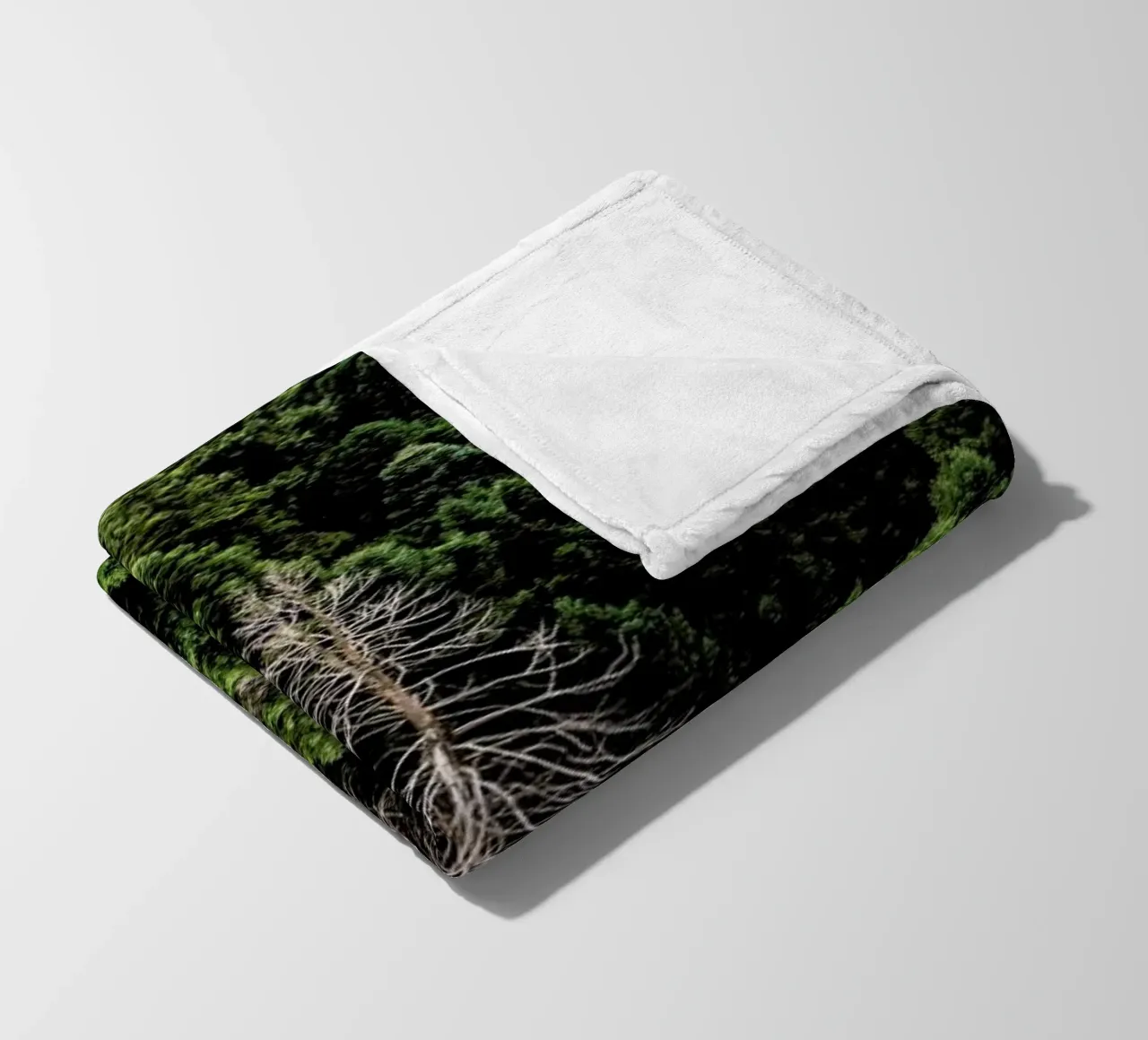 Alone fleece blanket by ROBERTO H
