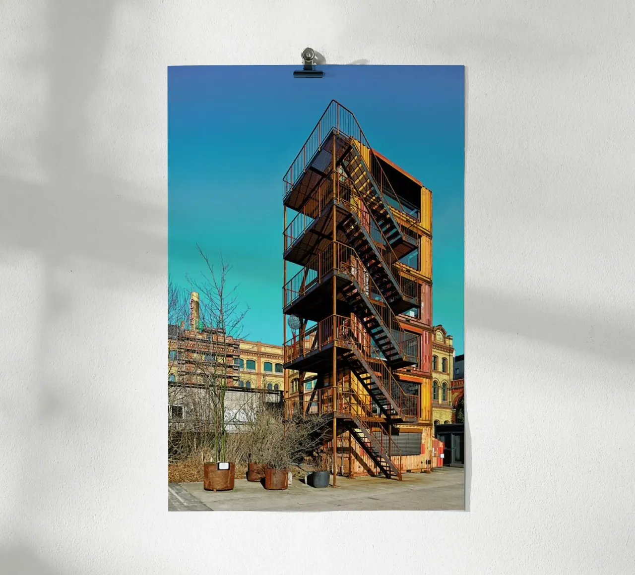 Ottobock 02 poster con telaio in plastica da Michael Belhadi