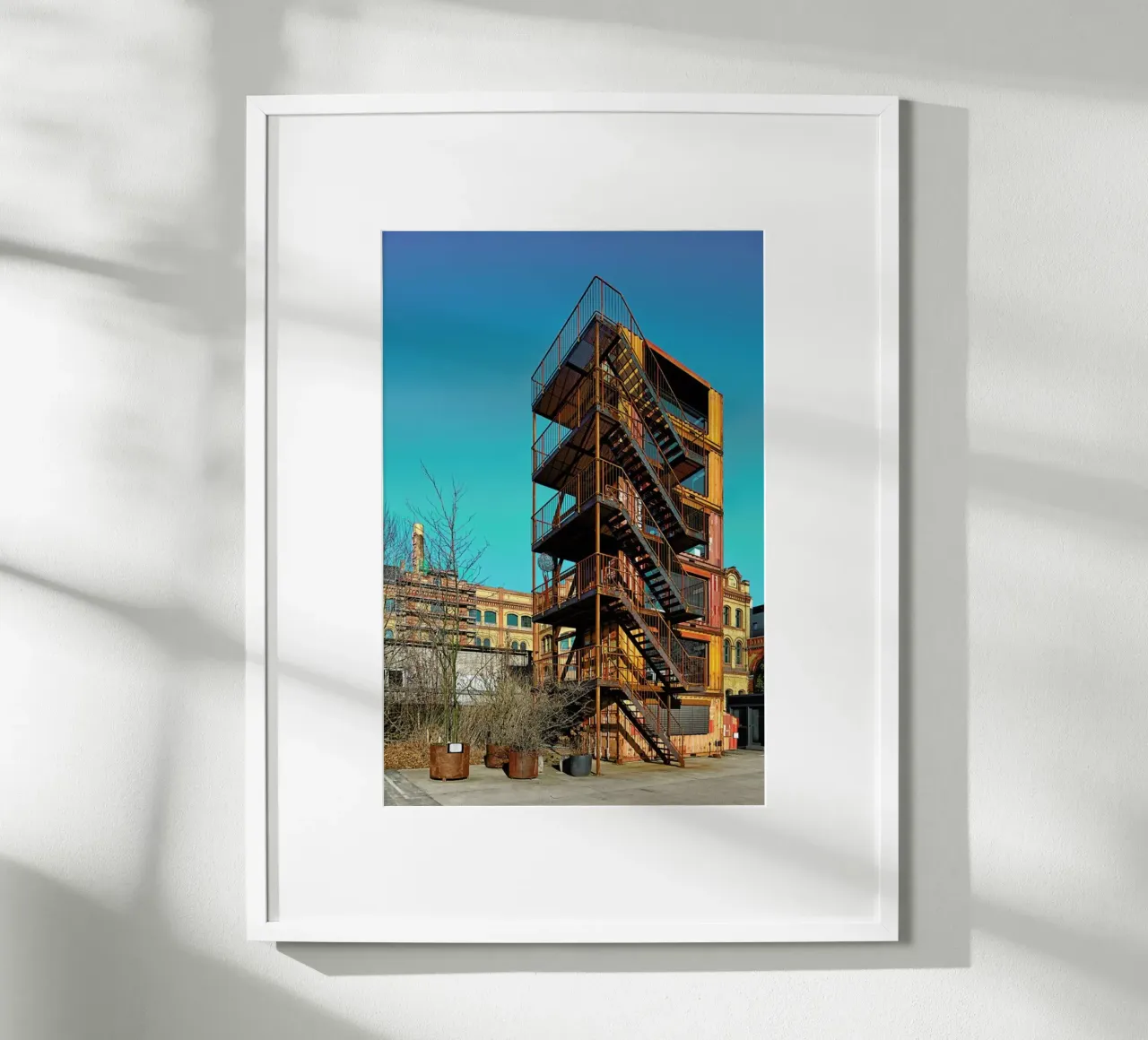 Ottobock 02 poster con telaio in plastica da Michael Belhadi