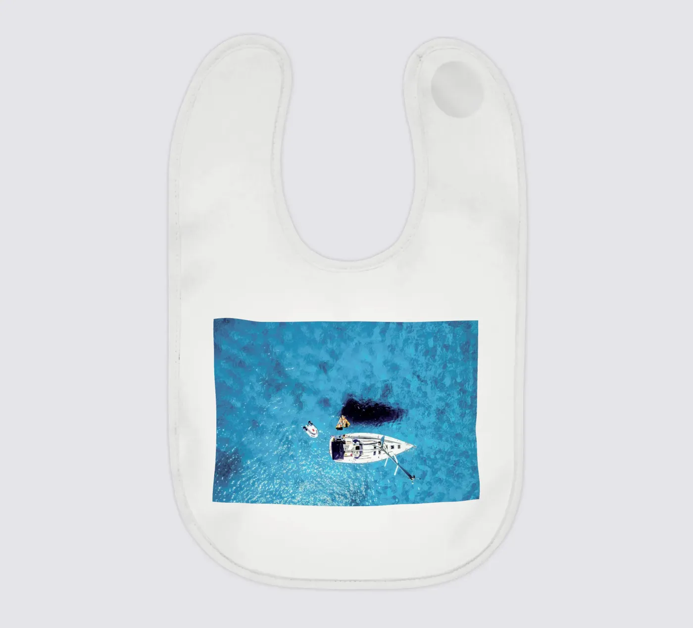 Pizza baby bib by ROBERTO H