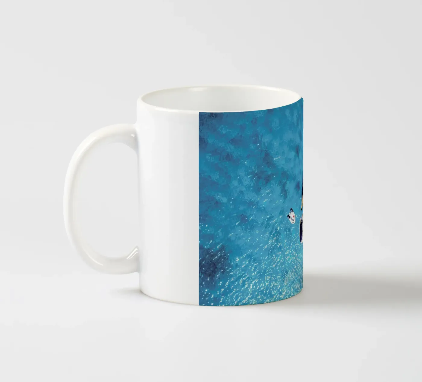 Pizza ceramic mug by ROBERTO H