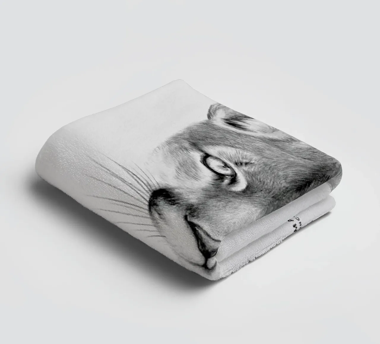 Puma towel by Flora & Fauna