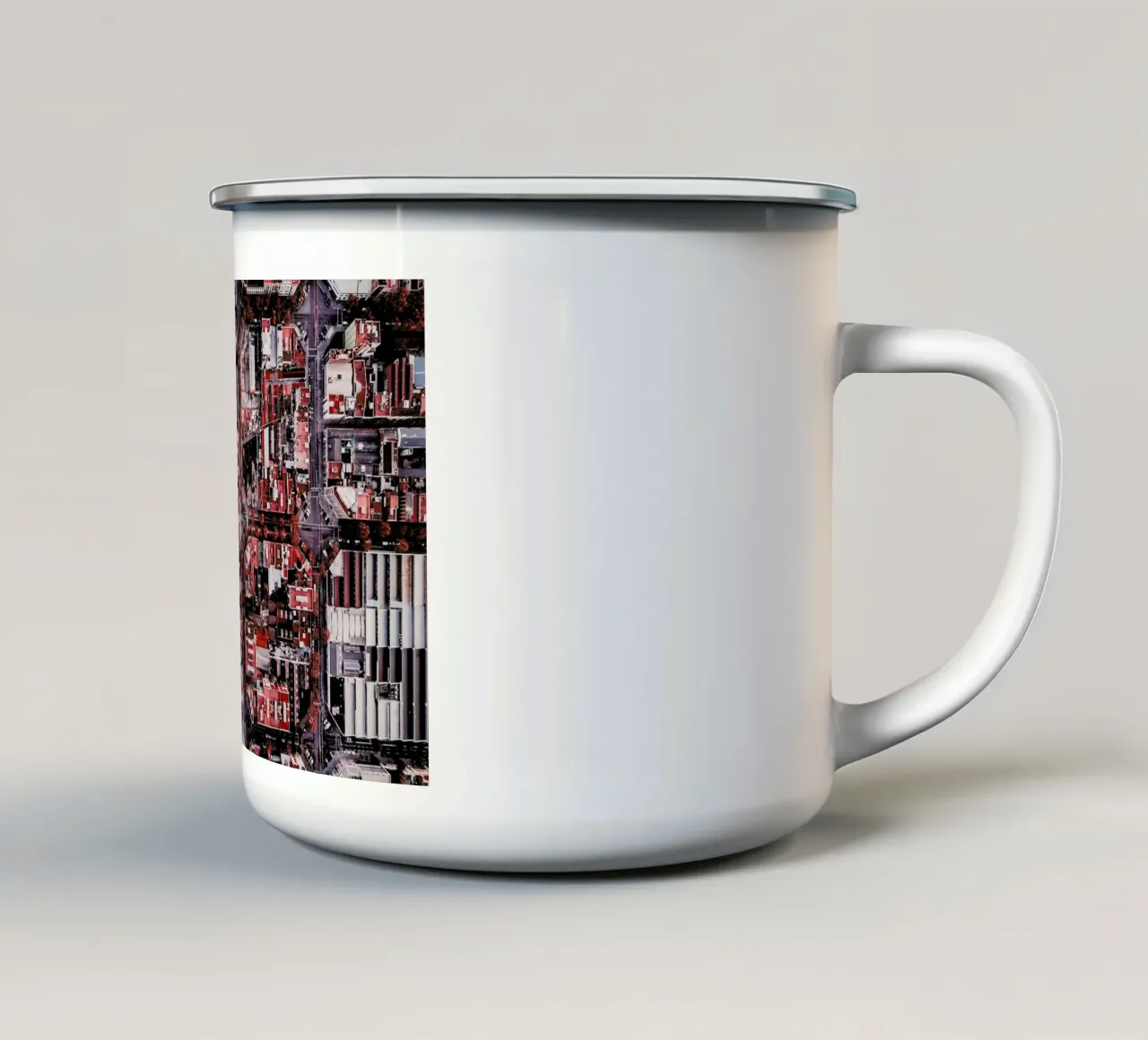 Barcelona tazza in smalto da Chris Abatzis