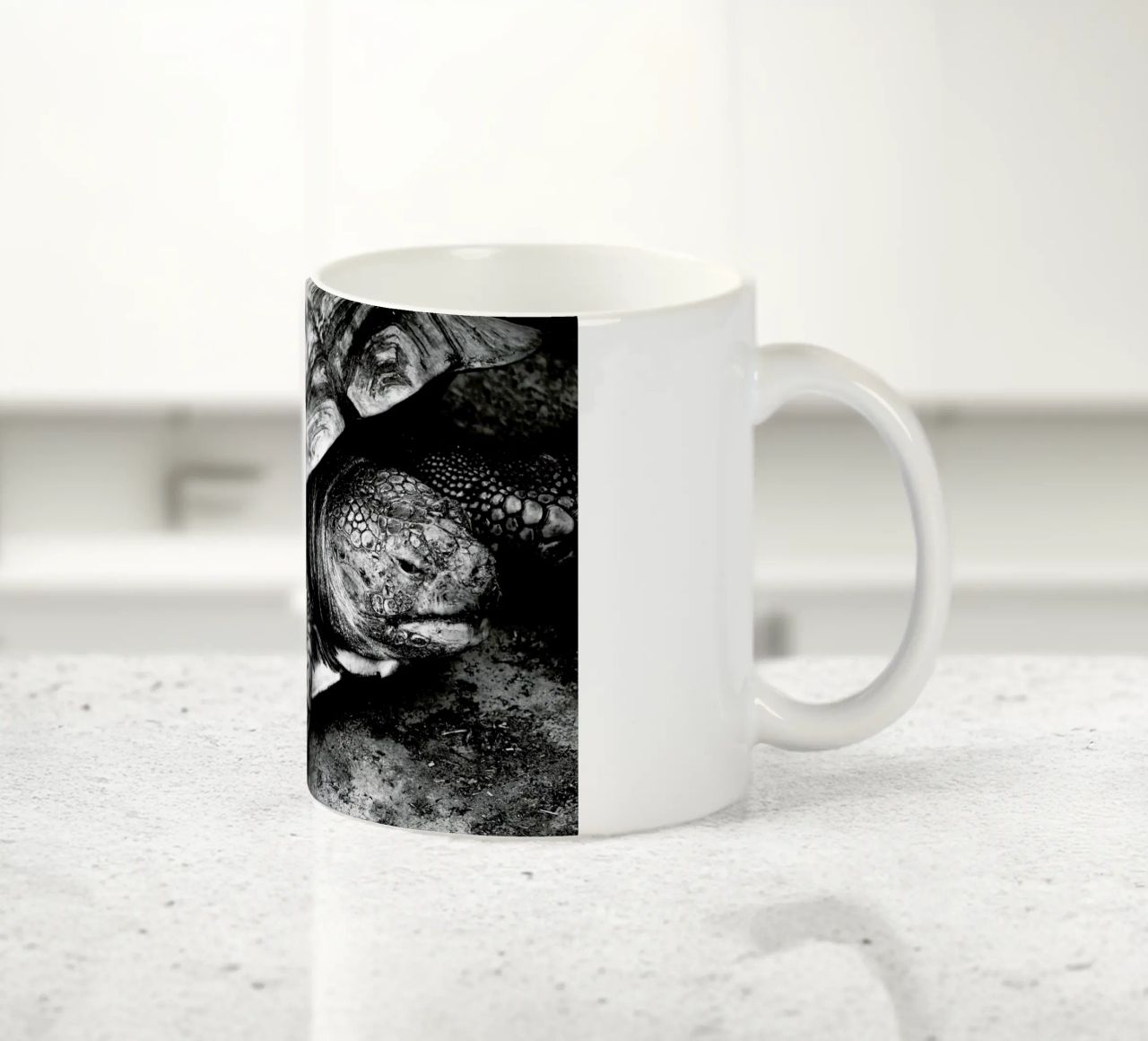 Tim the Turtle tazza in ceramica da Babett Schultze