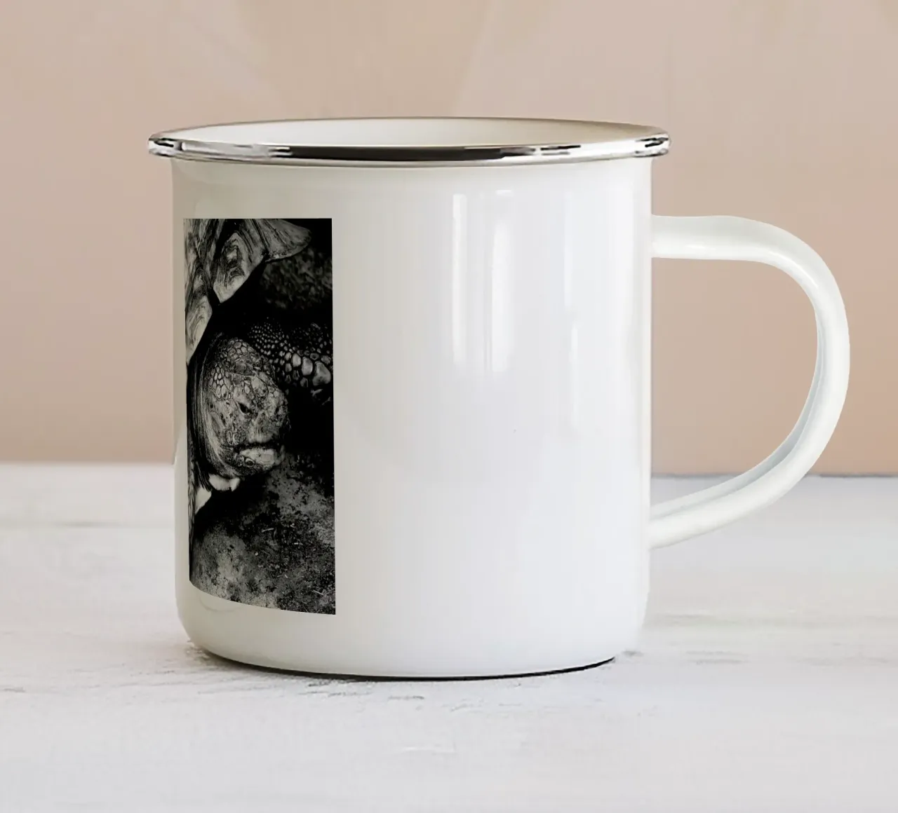 Tim the Turtle mug en émail de Babett Schultze