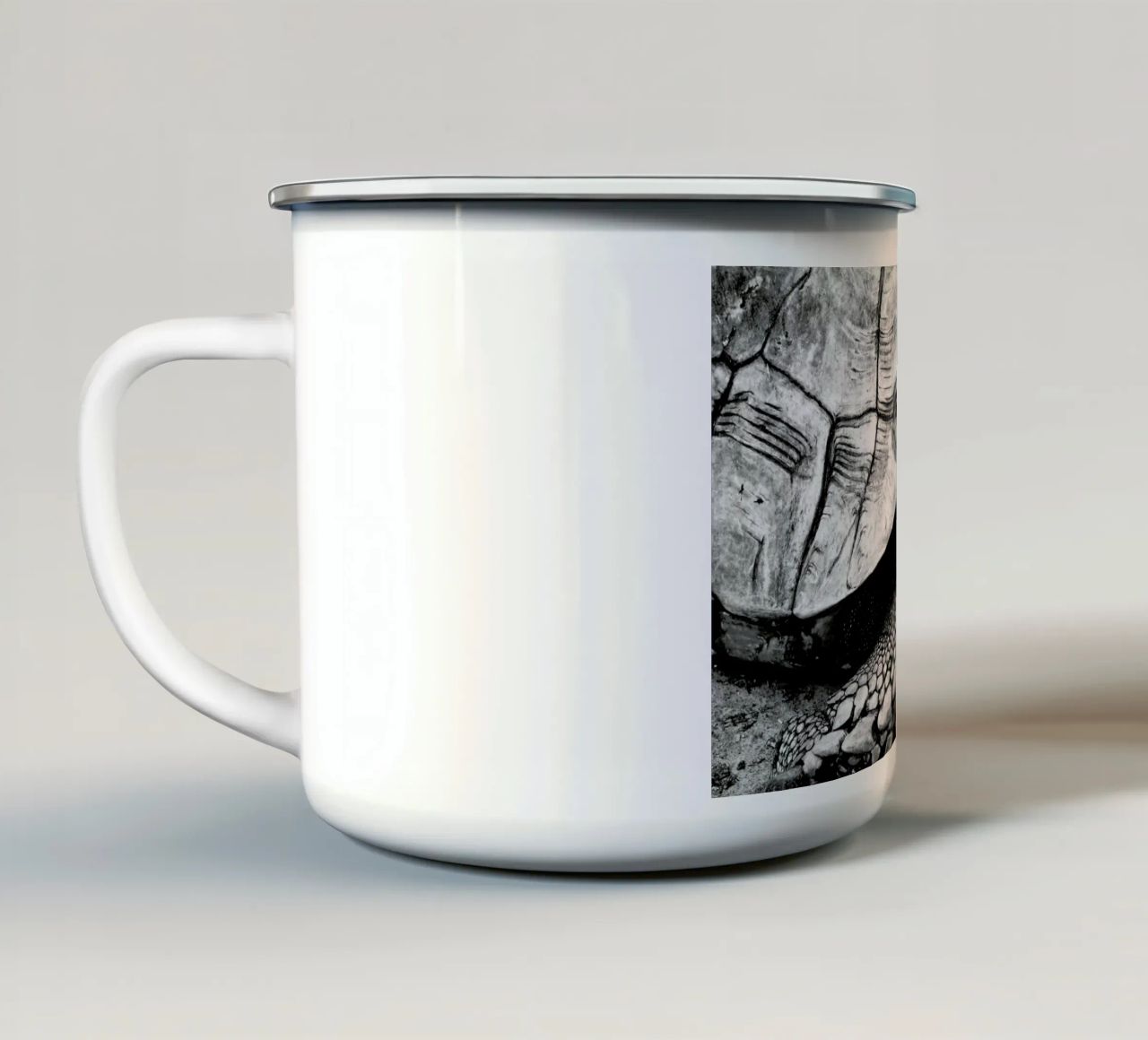 Tim the Turtle tazza in smalto da Babett Schultze