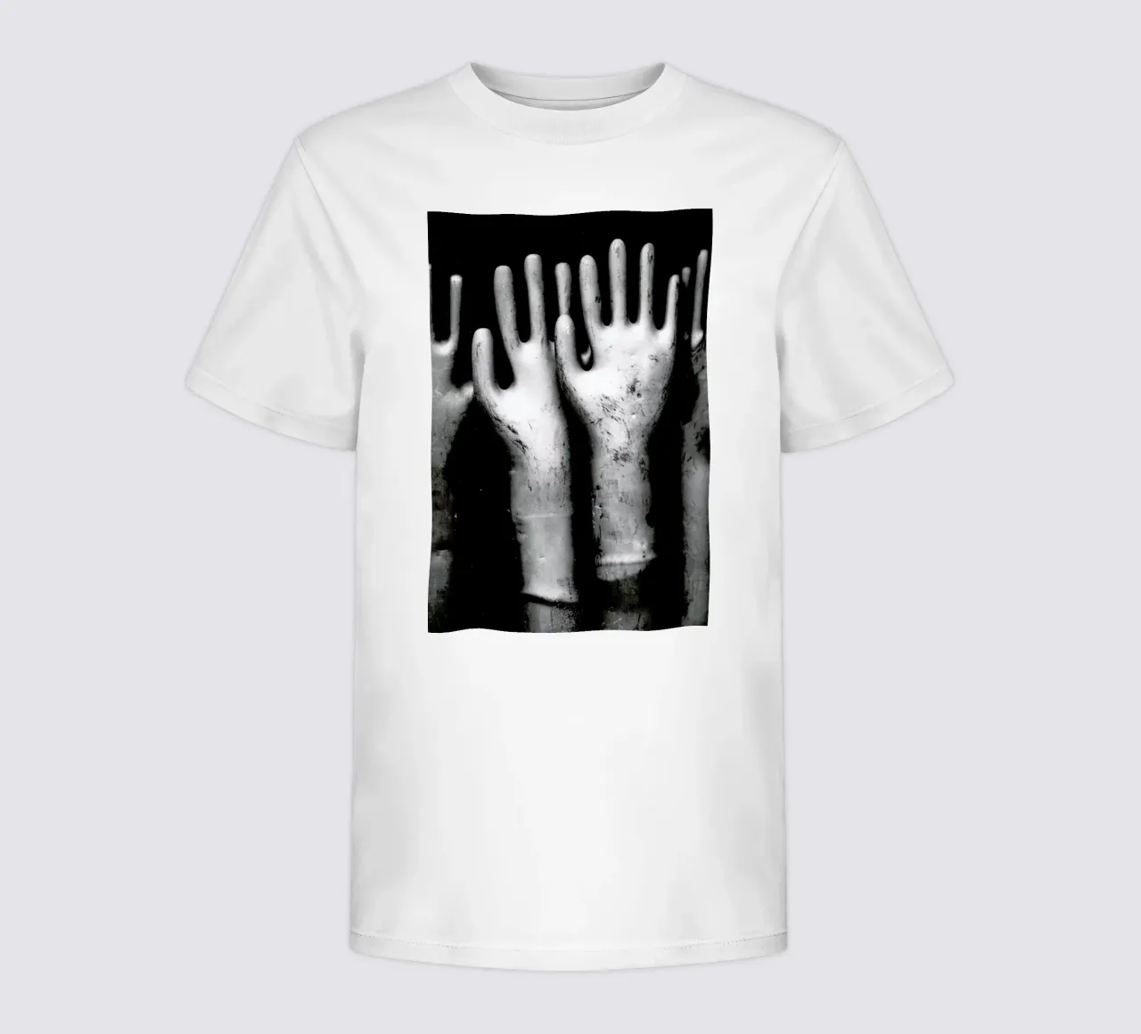 Hands t-shirt bambini da Magdalena Martin Photography