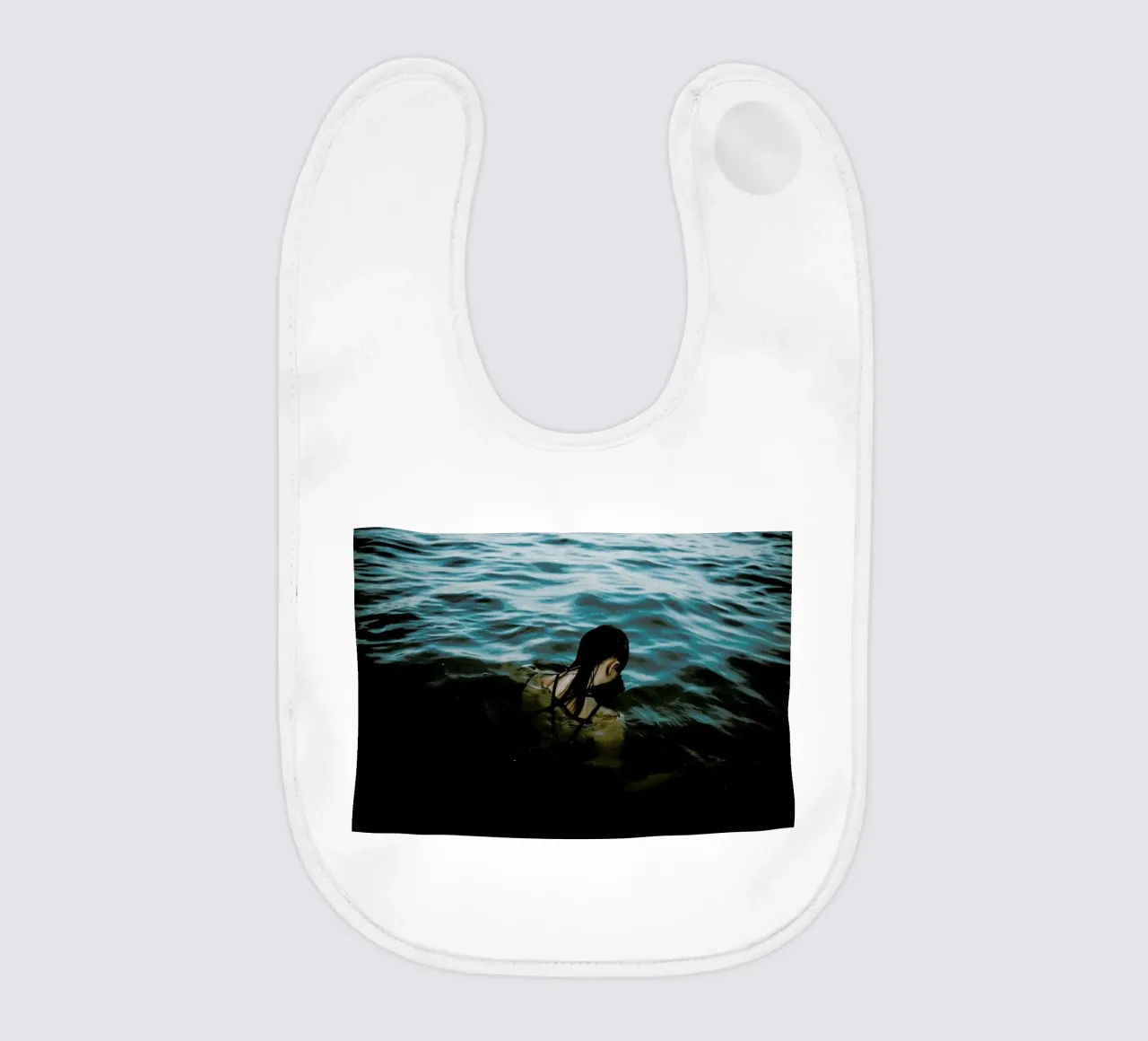 Drowning bavaglino da Chris Abatzis
