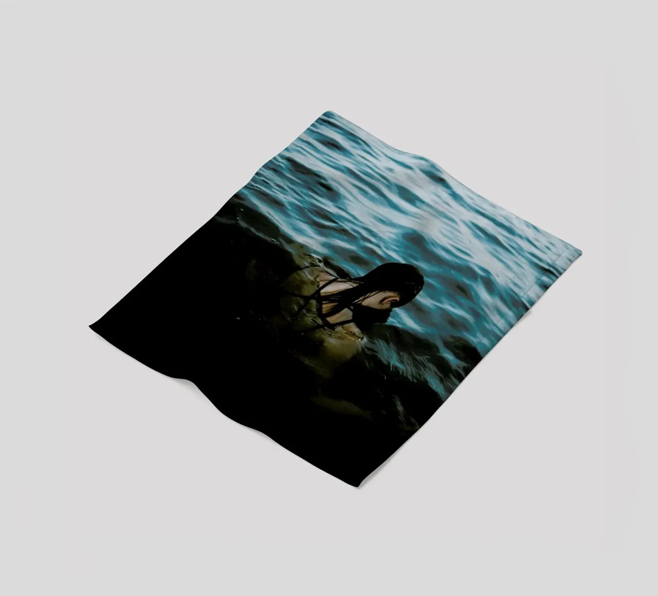 Drowning Fleecedecke von Chris Abatzis