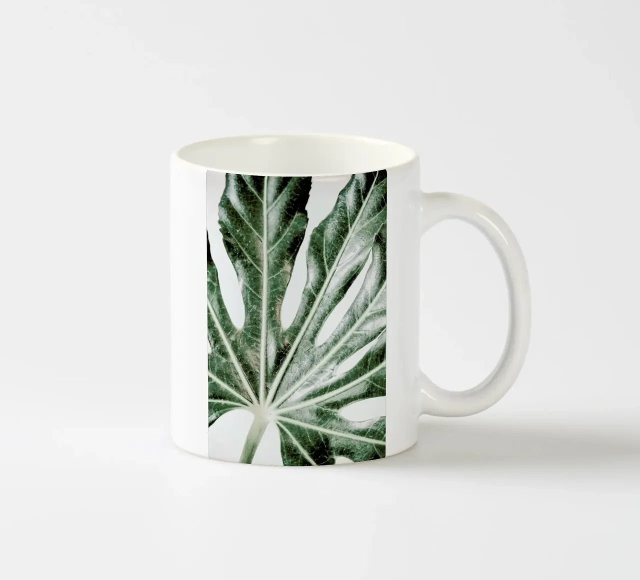Light Palm tazza in ceramica da Babett Schultze