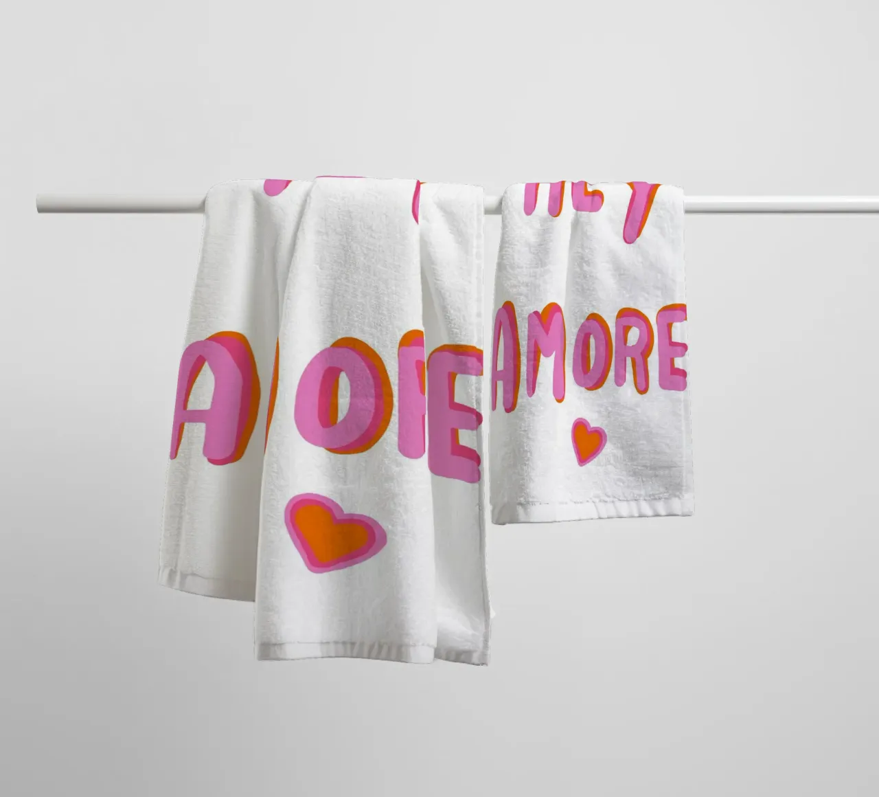 Ehi Amore Pop asciugamano da bagno da Carinaprint