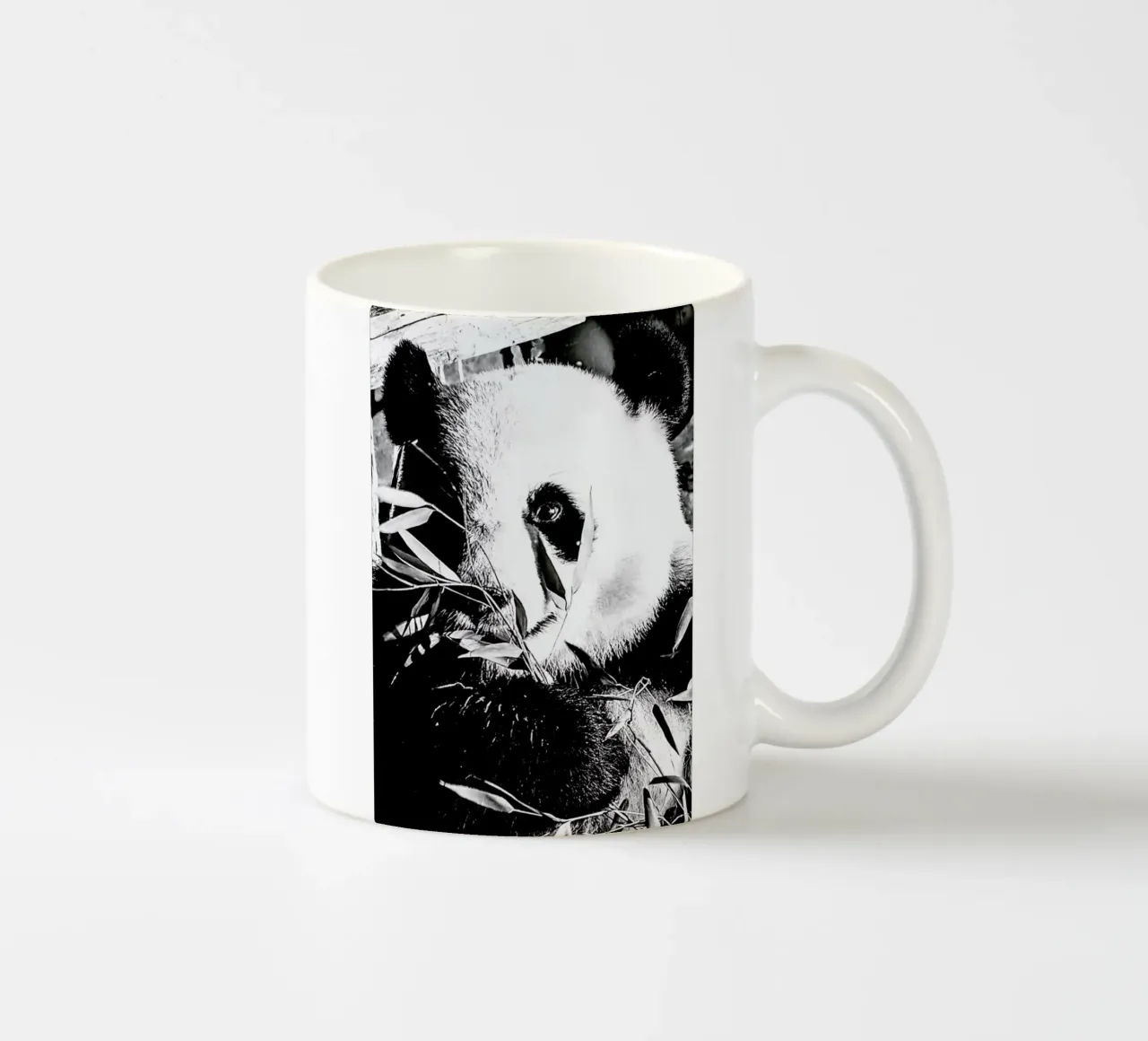 Hungry Panda tazza in ceramica da Babett Schultze