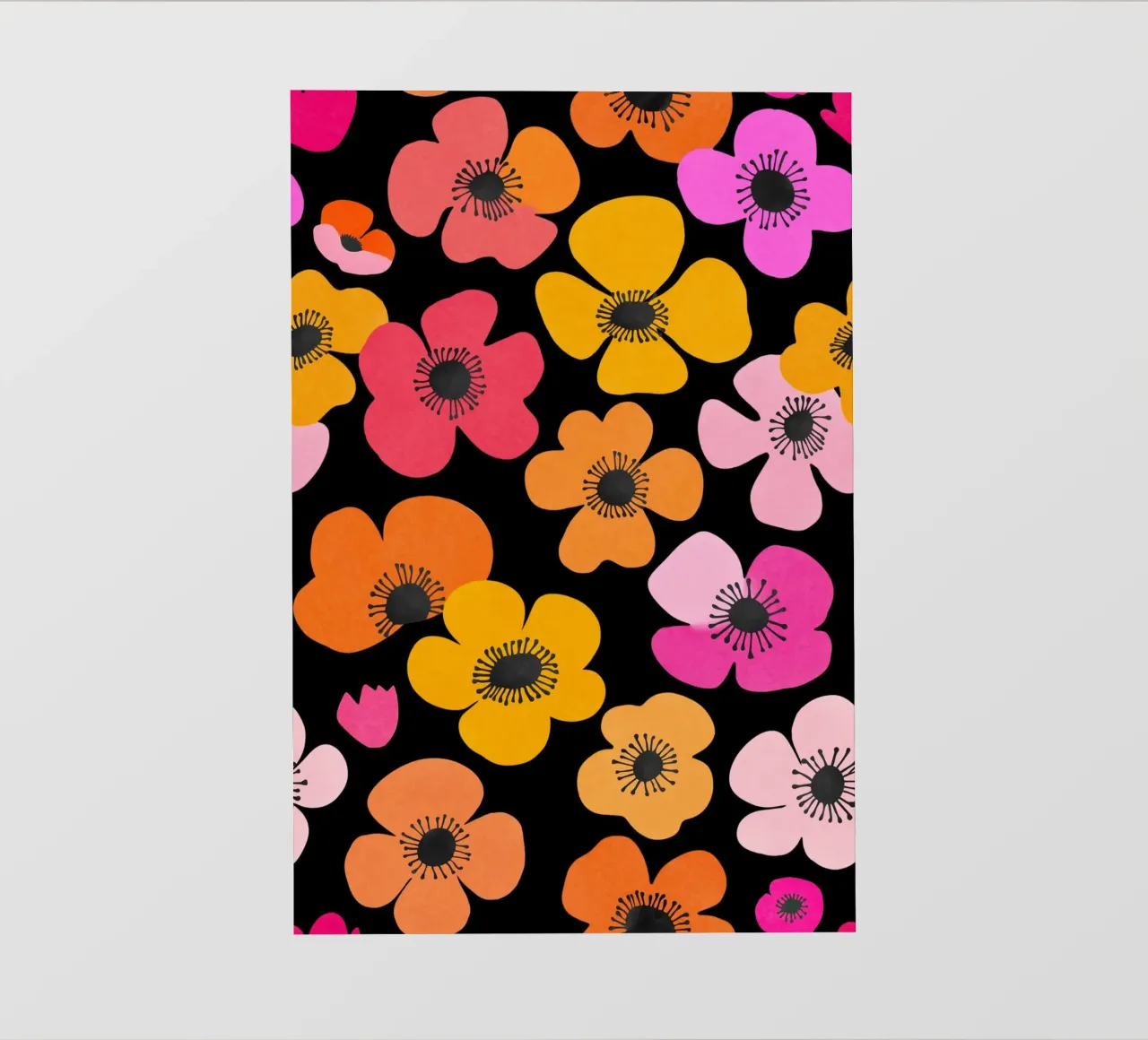 Midcentury Playful Botanica Bold Multicolor Retro Flowers Bl telo in pvc da Andrea Haase Modern Home