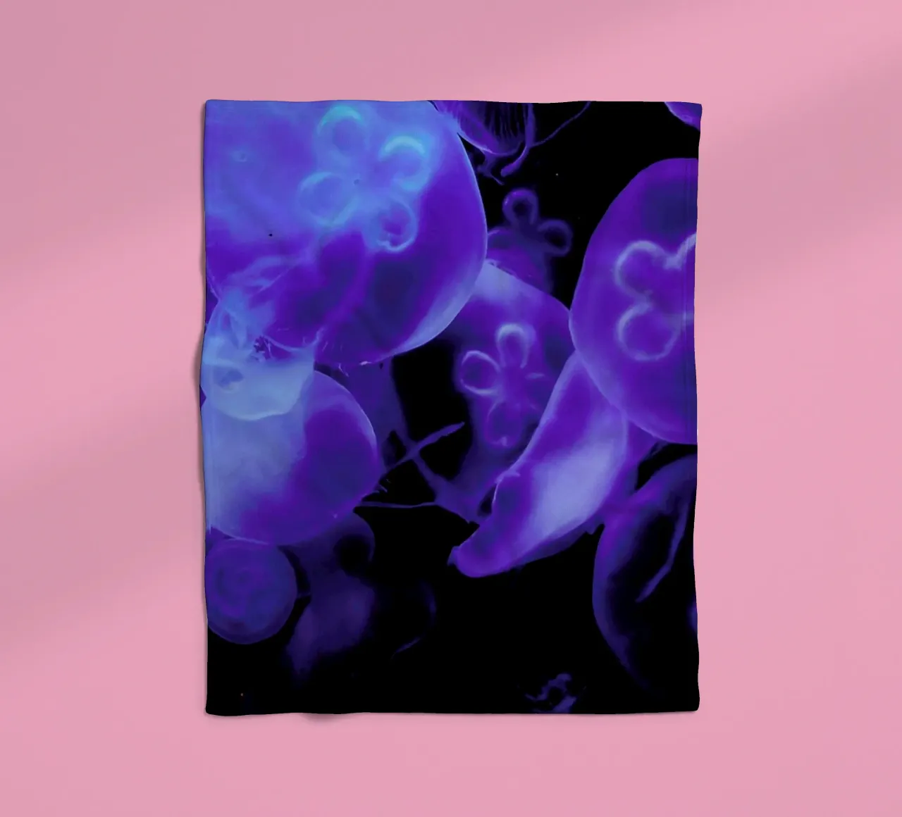 Blue Jellyfish coperta in pile da Babett Schultze