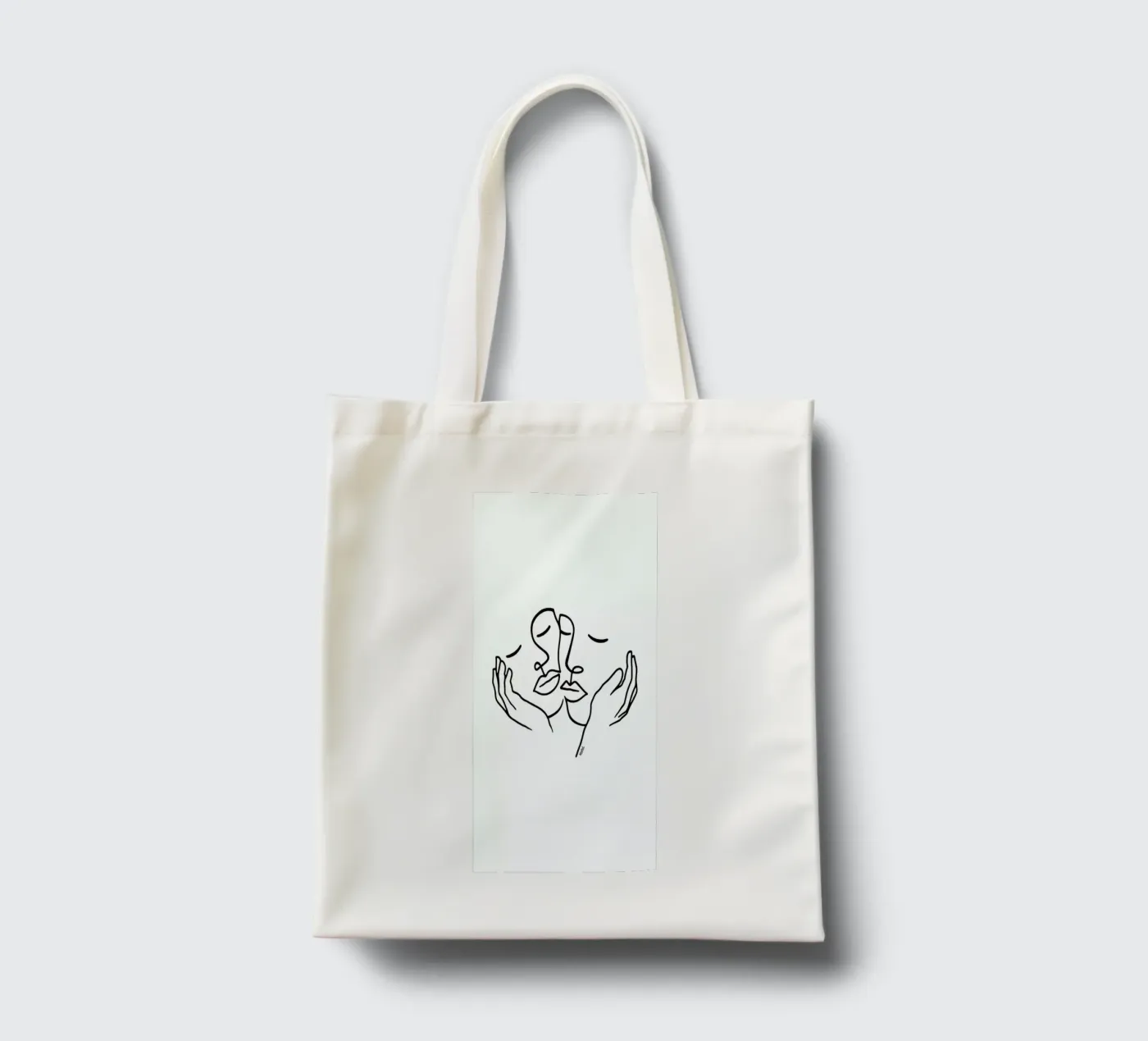 Touching tote bag by Ninhol