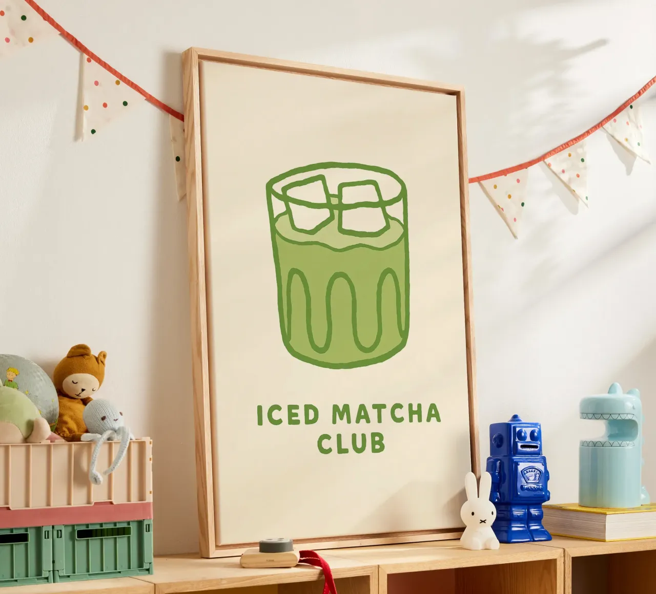 Green, Cold, Perfect – Iced Matcha Vibes tela con Cornice a cassetta da QuooodZ by MooodzArt