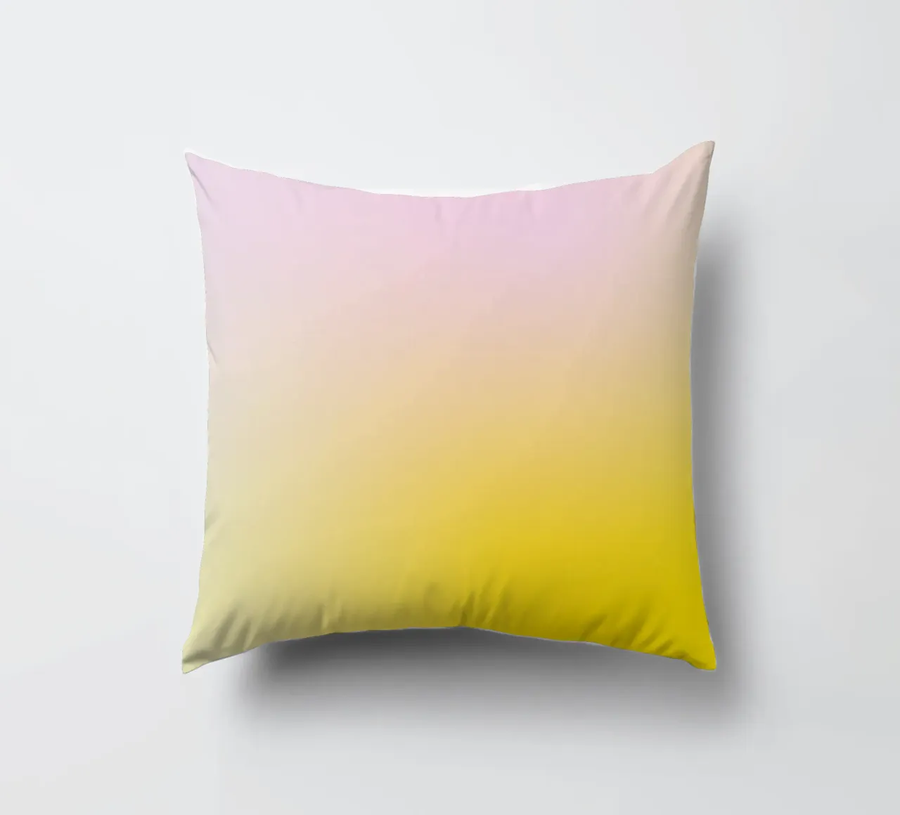Delicato gradiente giallo e rosa cuscino da Katja Stehle Design