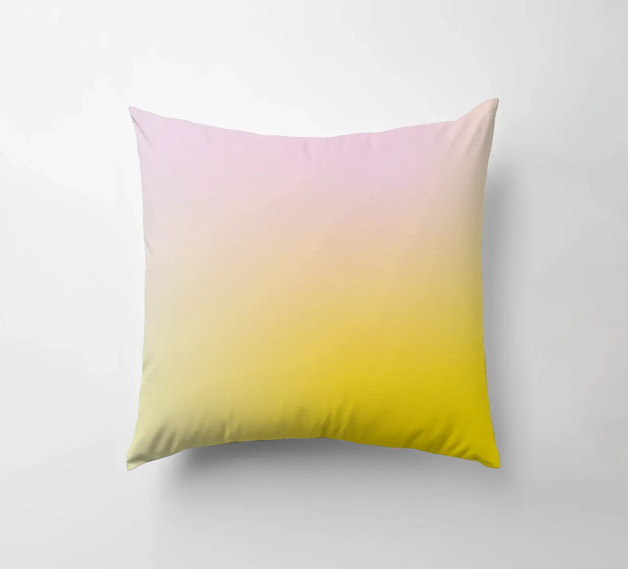 Delicato gradiente giallo e rosa cuscino da Katja Stehle Design