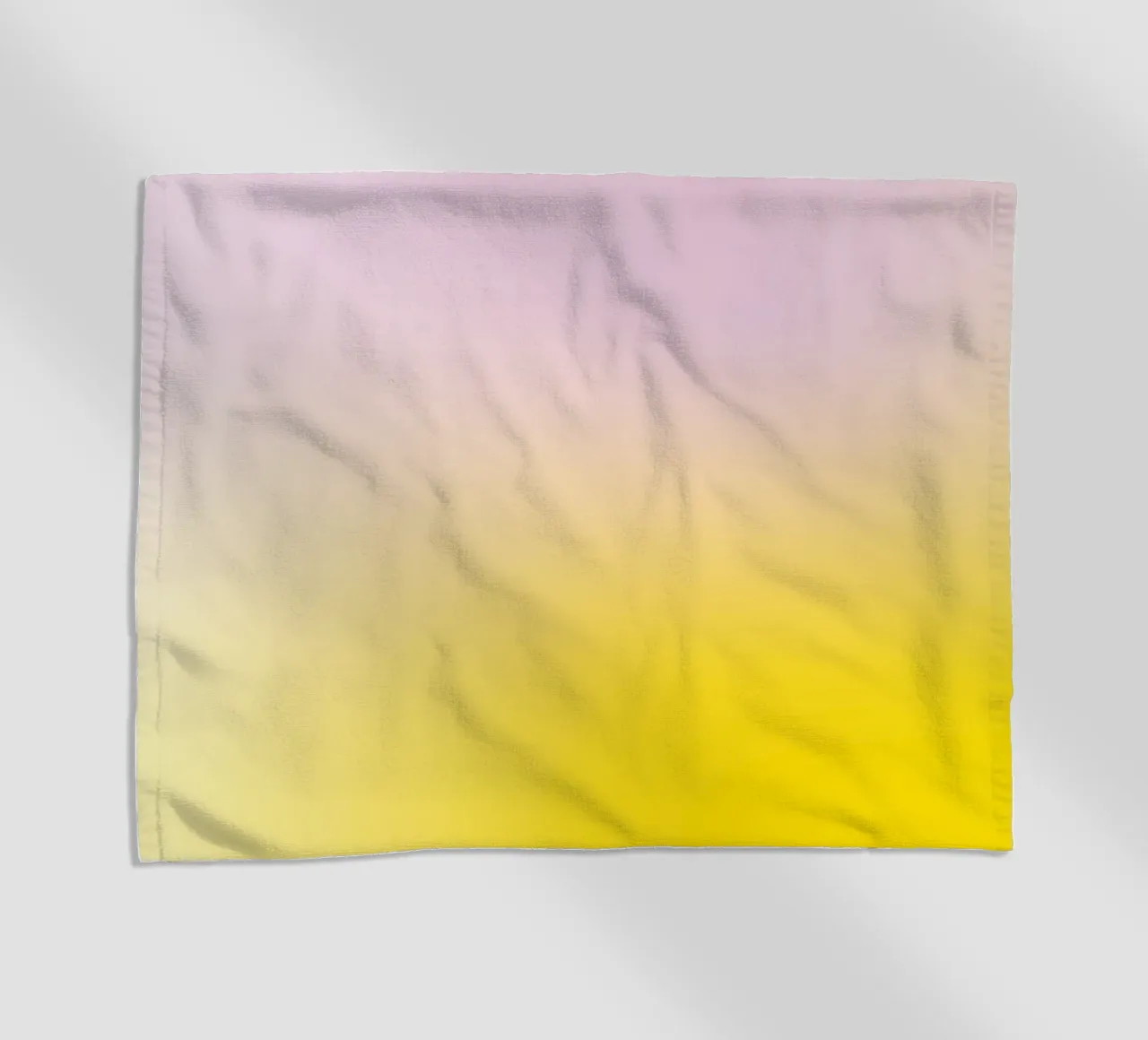 Delicato gradiente giallo e rosa telo mare da Katja Stehle Design