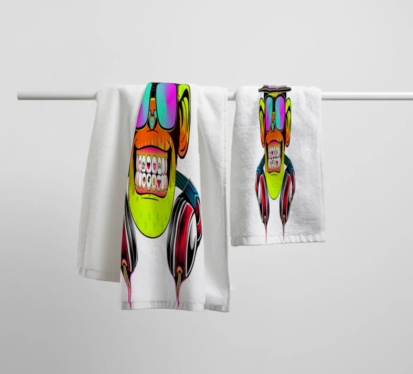 DISCOTHEQUE MONKEY towel by Crazyy Mode