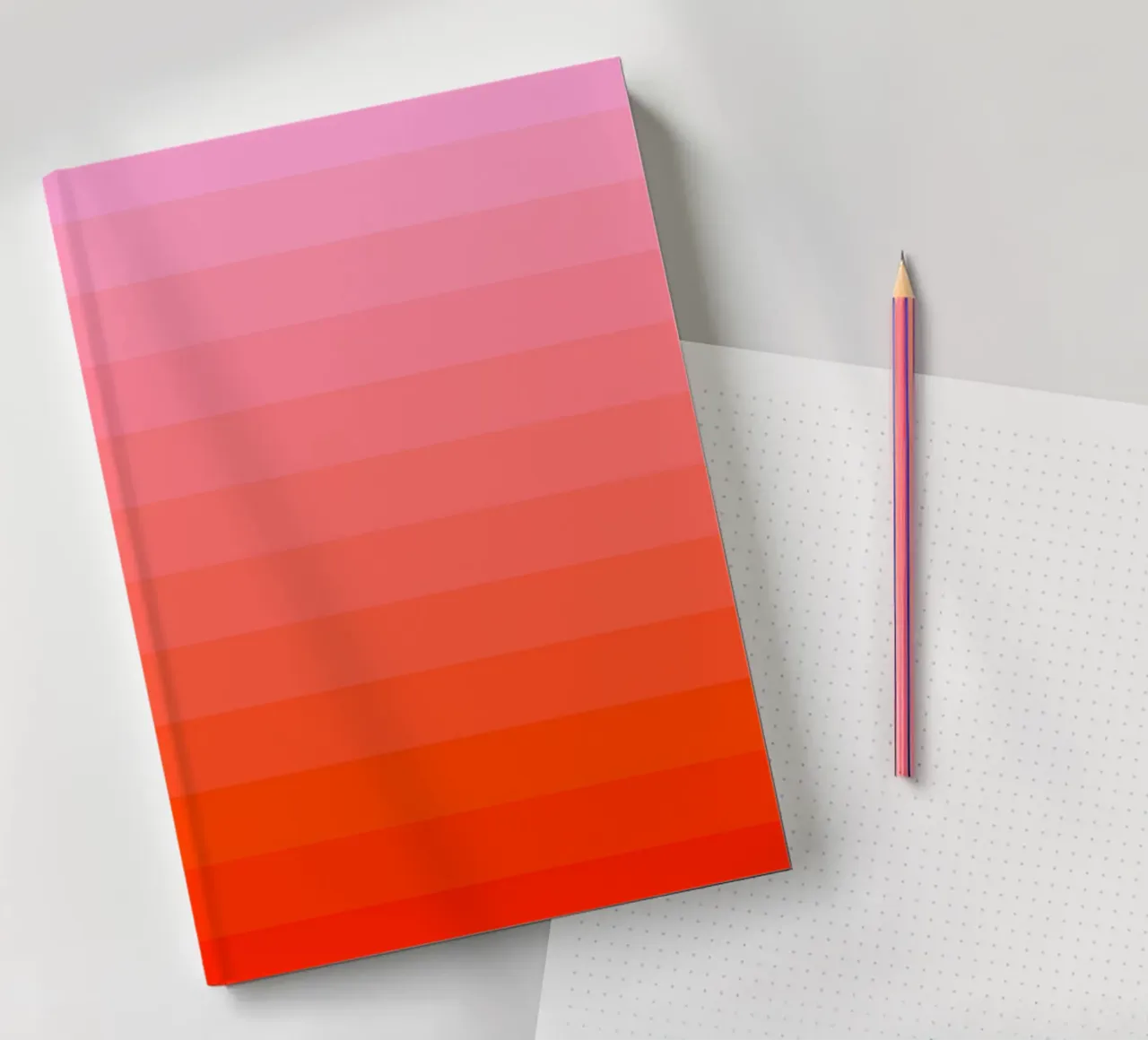 Retro gradiente rosso rosa diario da Katja Stehle Design
