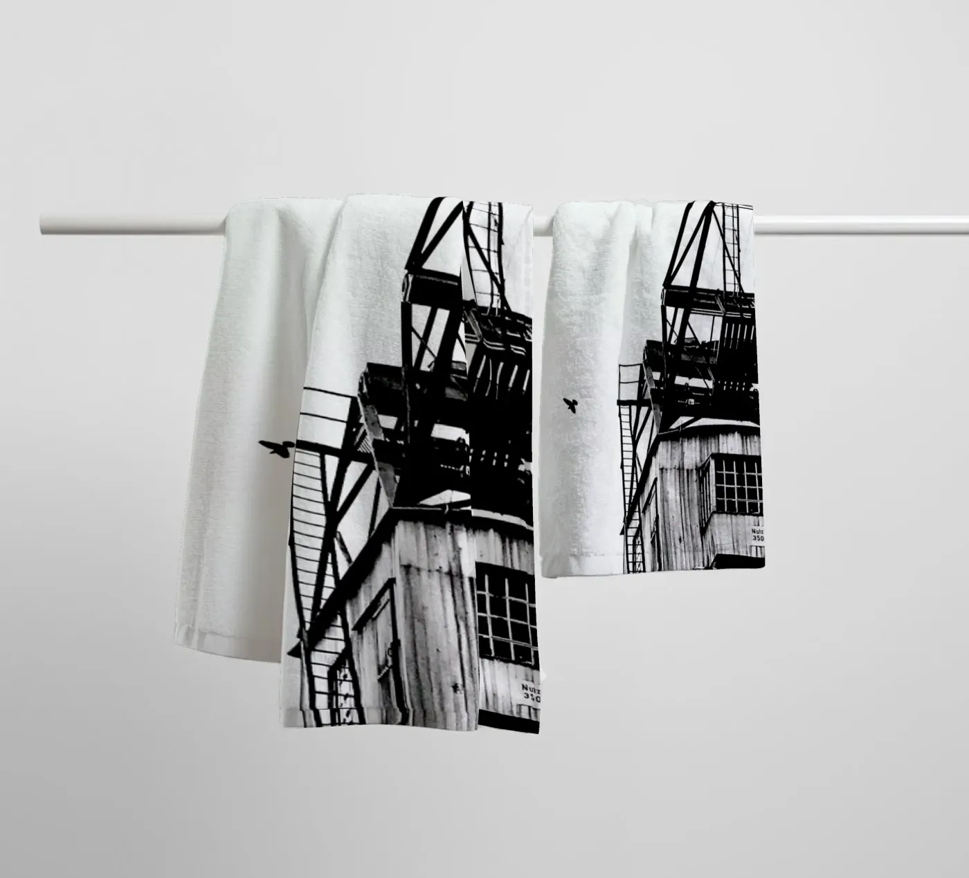 Epic Crane badhanddoek van Babett Schultze