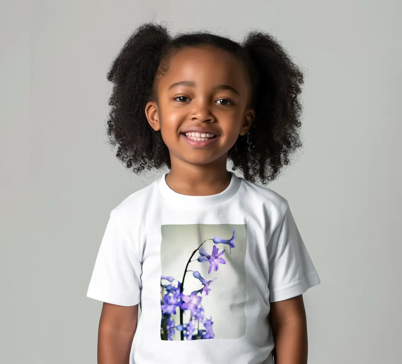 Hyacinth kids t-shirt by Angelo Cerantola