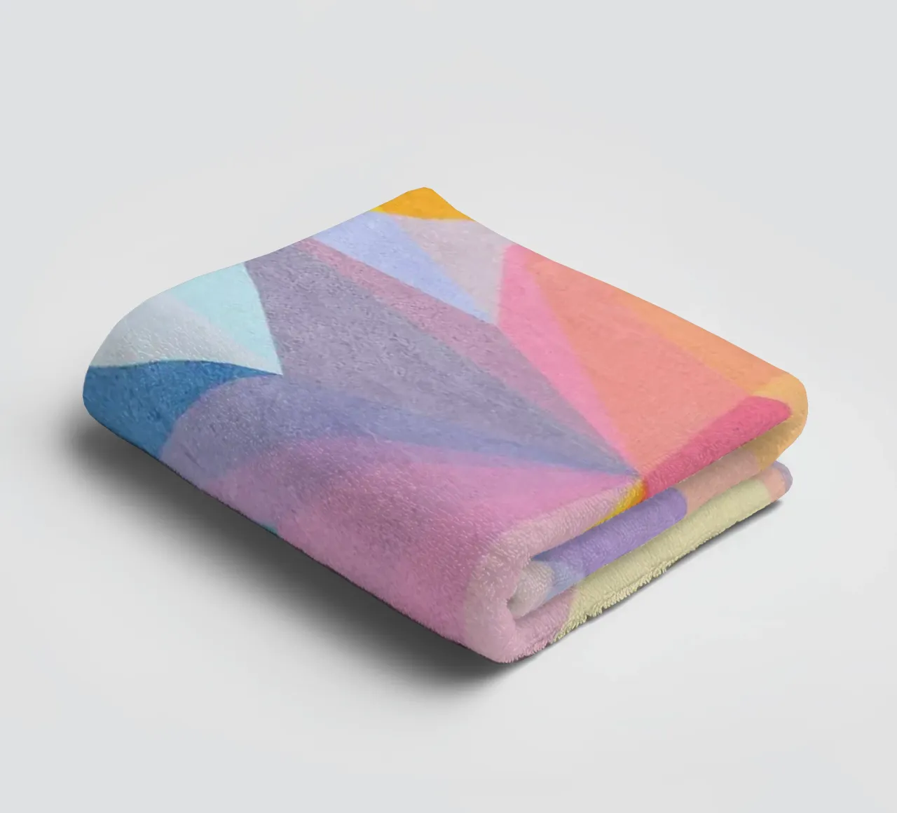 Sogno colorato - Forme astratte e colorate asciugamano da bagno da lovely lines