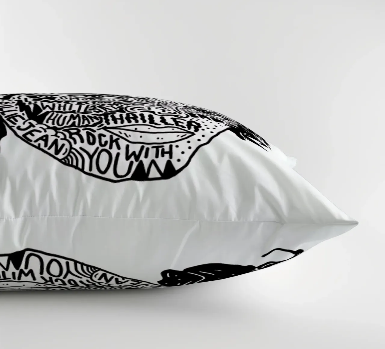 Mikey cuscino da Nick Cocozza