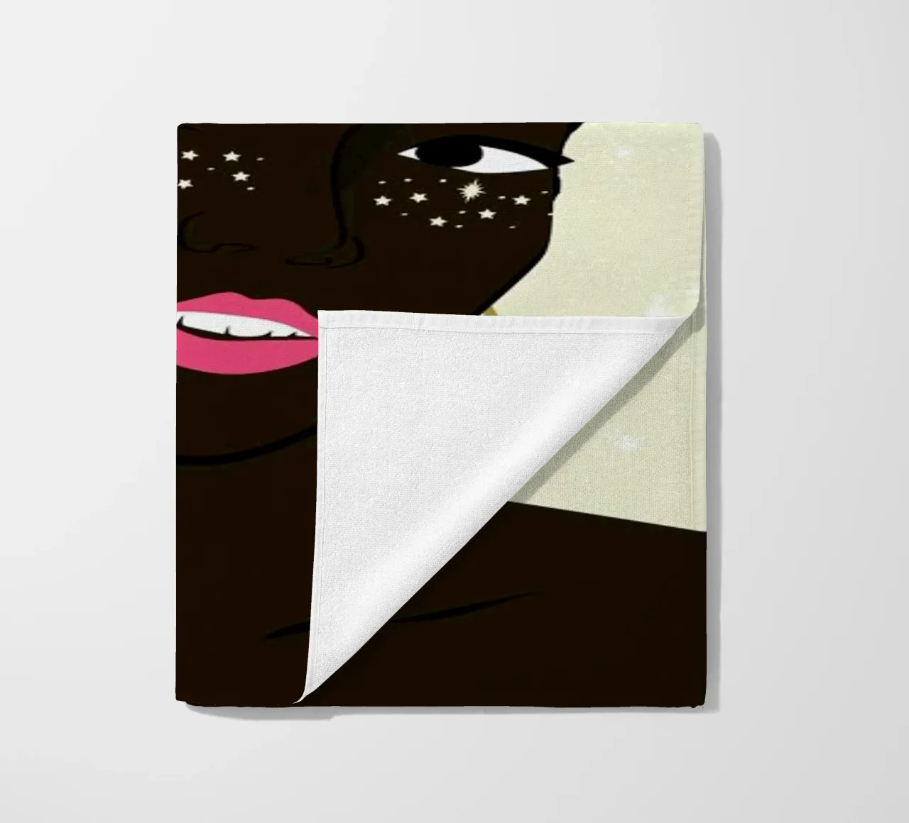 Sparkles beach towel by Céleste Wallaert