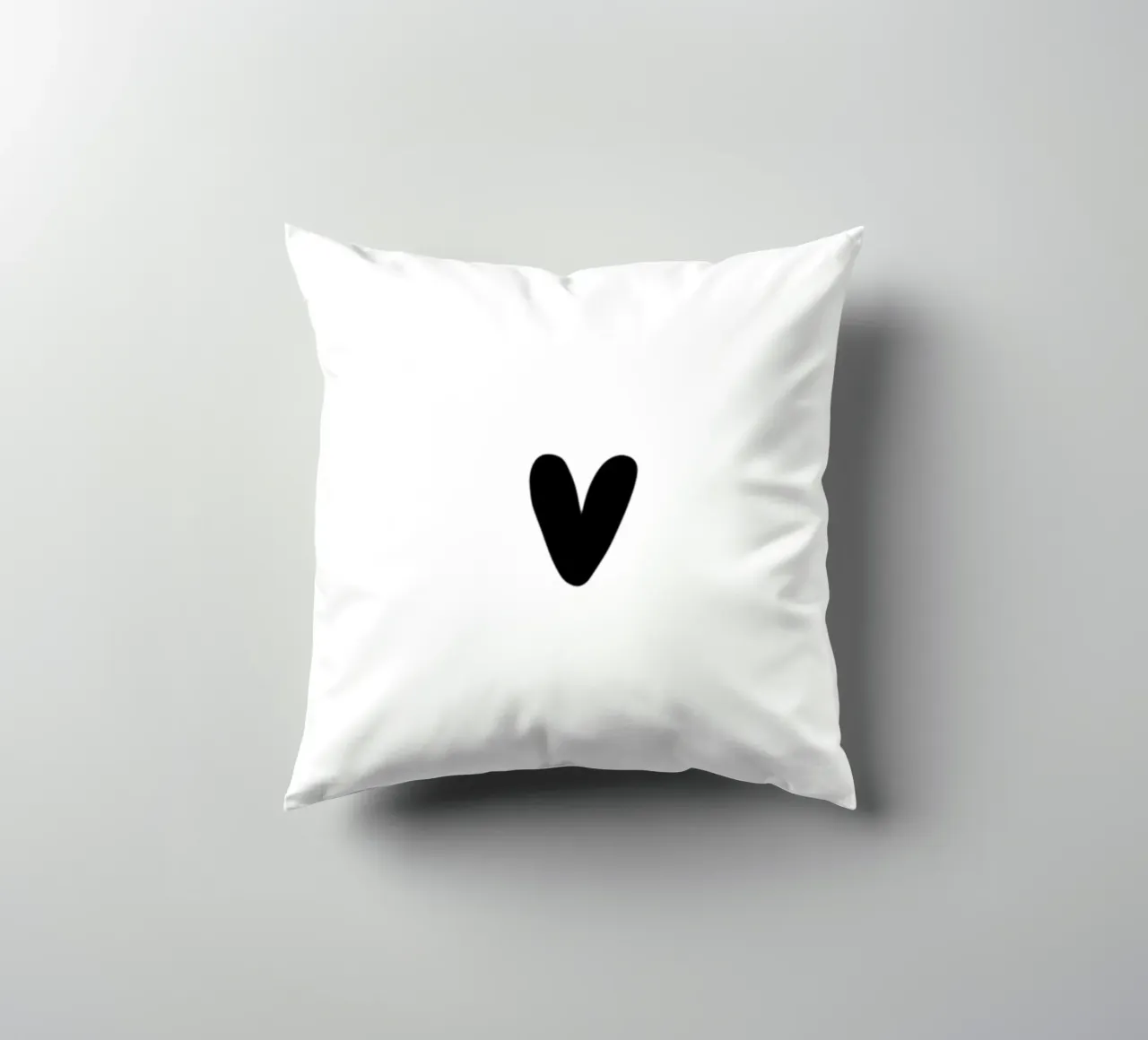 All you need is pizza und netflix cuscino da LIMITED EDITION LETTERS