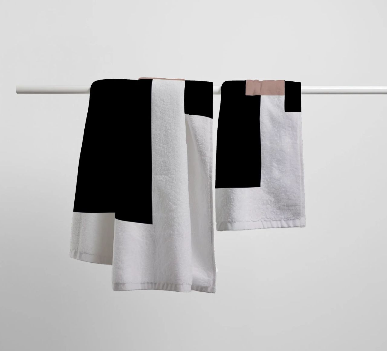Three Different Ones Handtuch von 170QM
