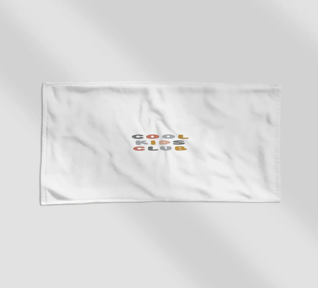Cool kids Club strandhanddoek van we line studio - art