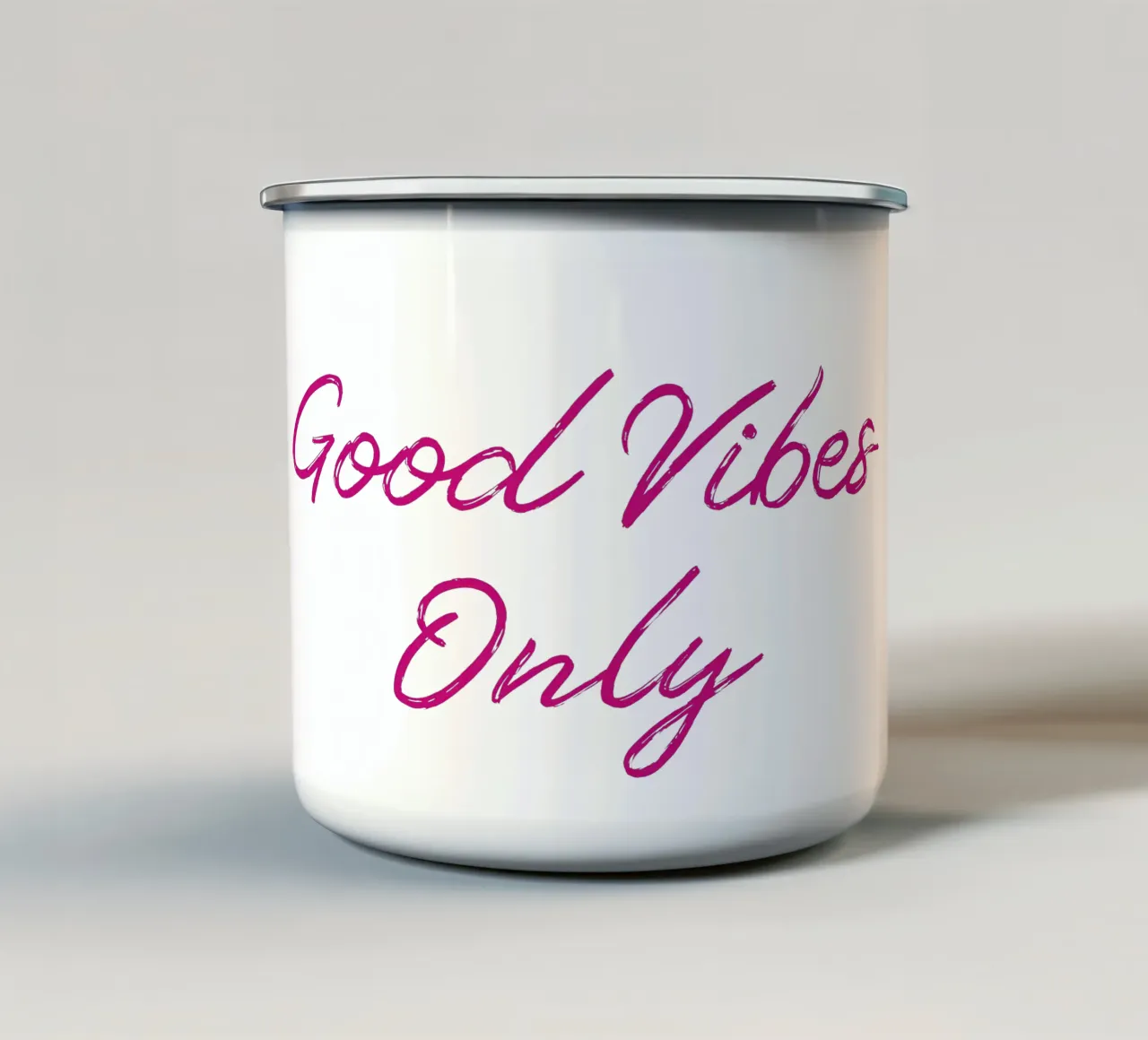 Good Vibes Only tazza in smalto da Happy 😃 Art 🎨 by Christine Schnoell