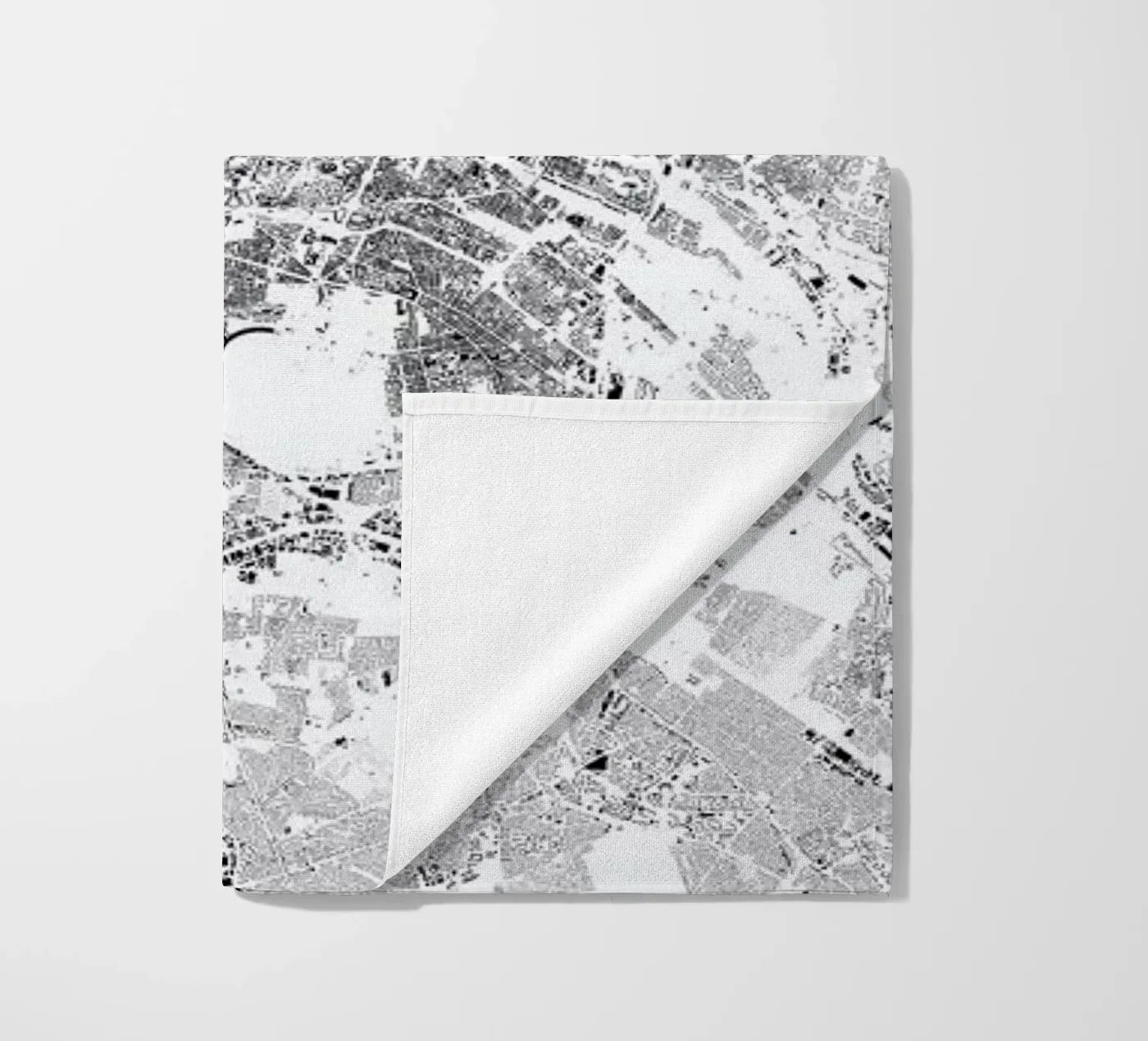 Berlin Map Strandtuch von The Cartography Collection