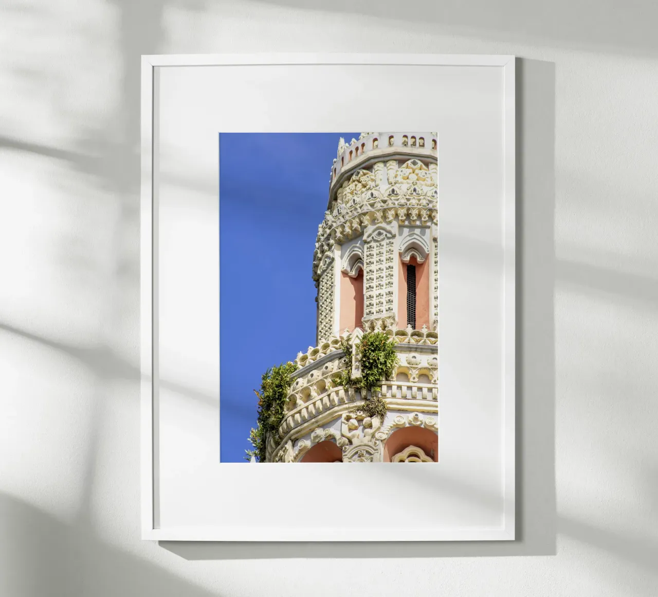 Chiesa nell'Isola della Riunione poster con telaio in plastica da Léa Lefebvre Photography