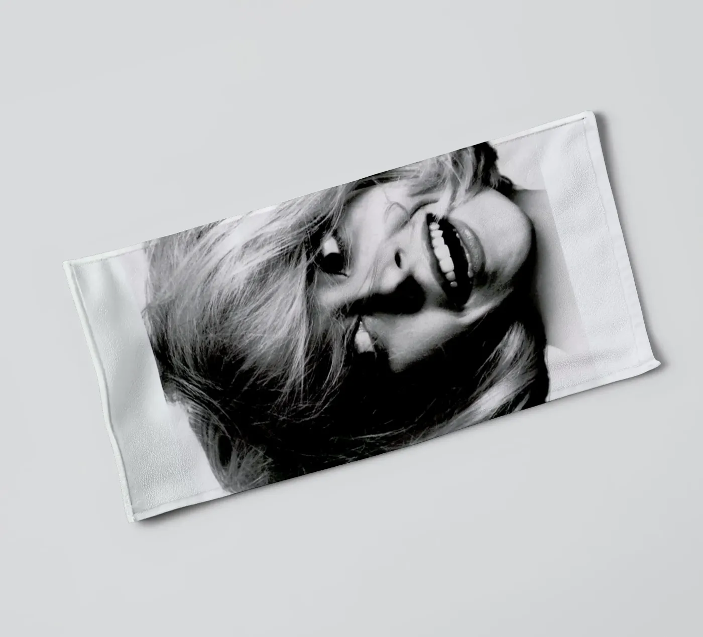 Model, 1966 Handtuch von Gallery Print and Art Limited