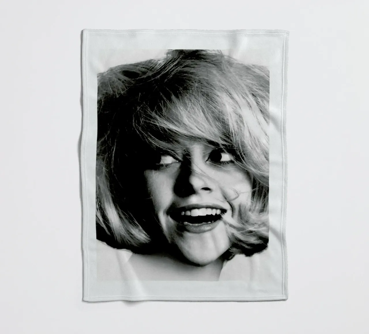 Model, 1966 Fleecedecke von Gallery Print and Art Limited