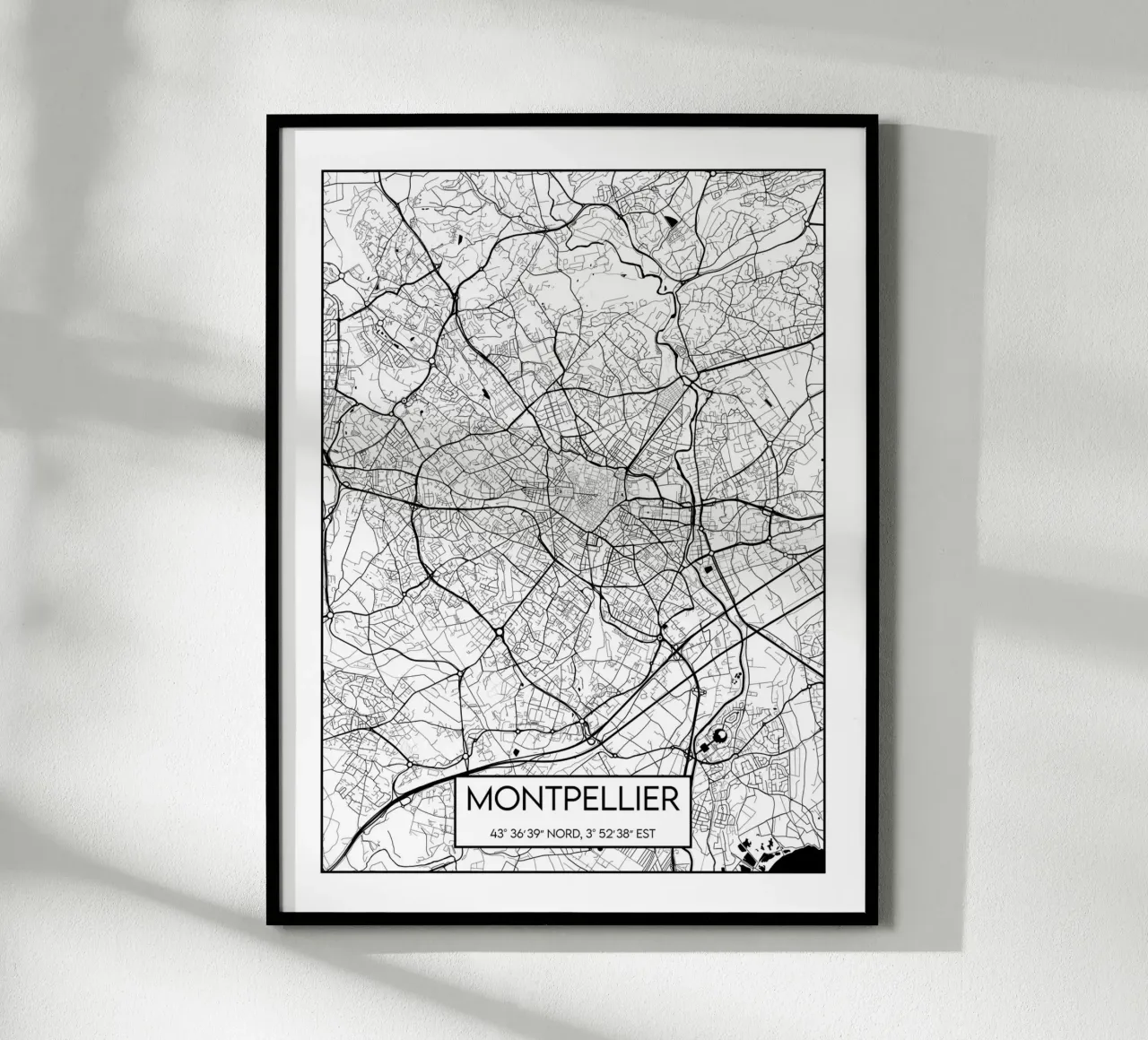 Mappa di Montpellier poster con telaio in legno da Frame the World