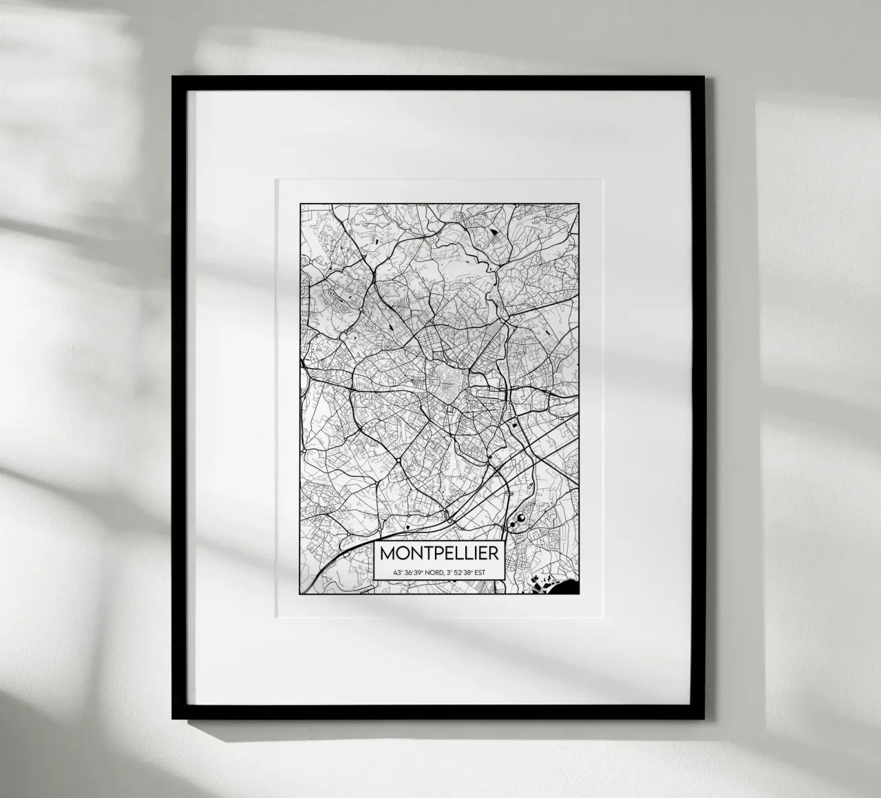 Mappa di Montpellier poster con telaio in legno da Frame the World