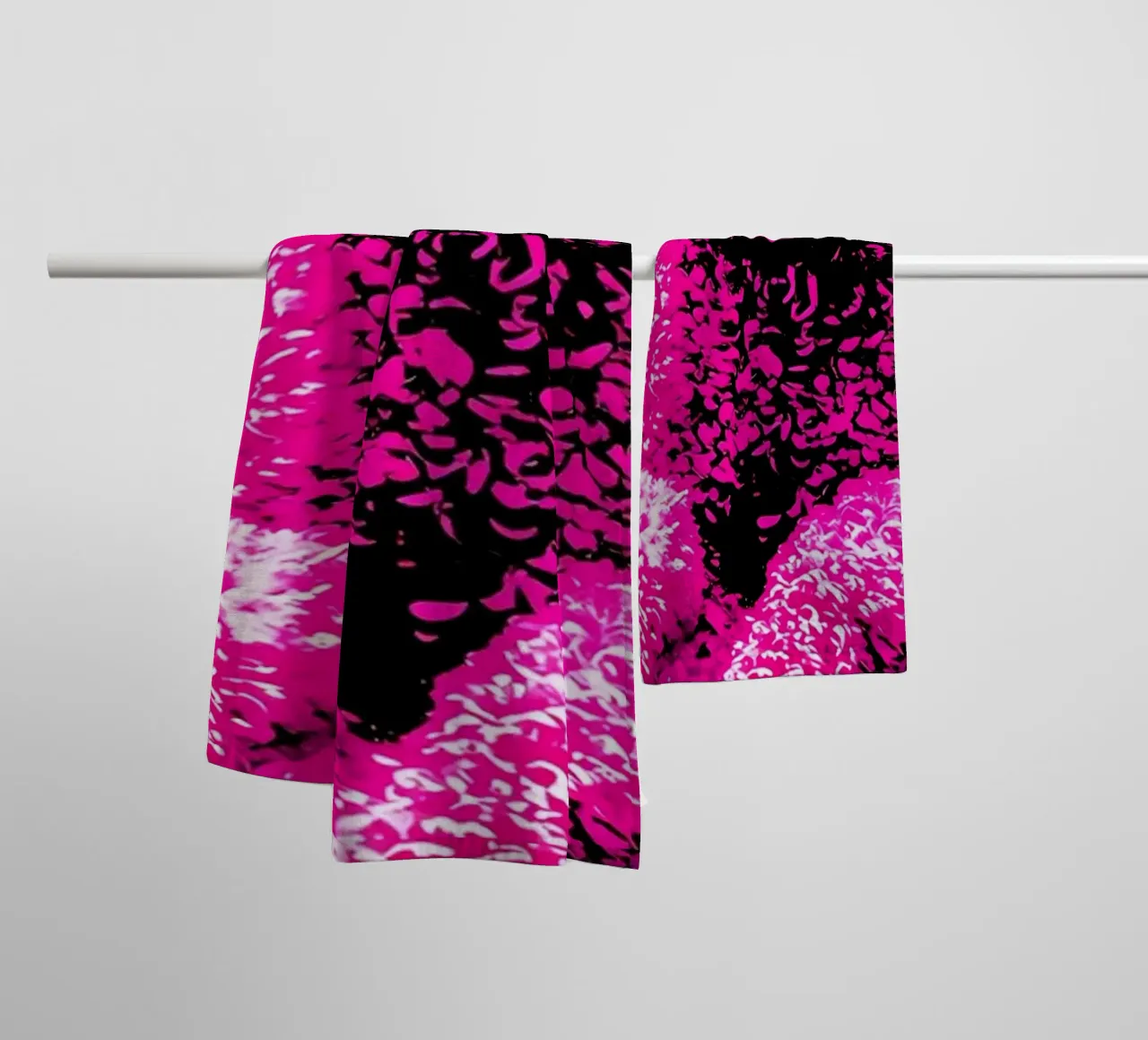 Pudel - Pop Art Handtuch von ColorCrash Gallery