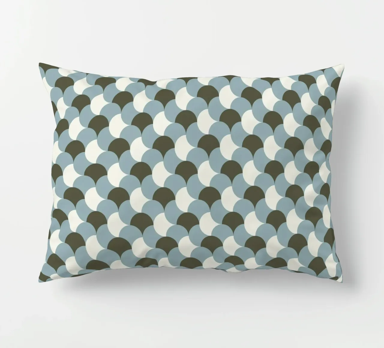 Variante gingham geometrico in tinta pastello grigio cuscino da Little Dean