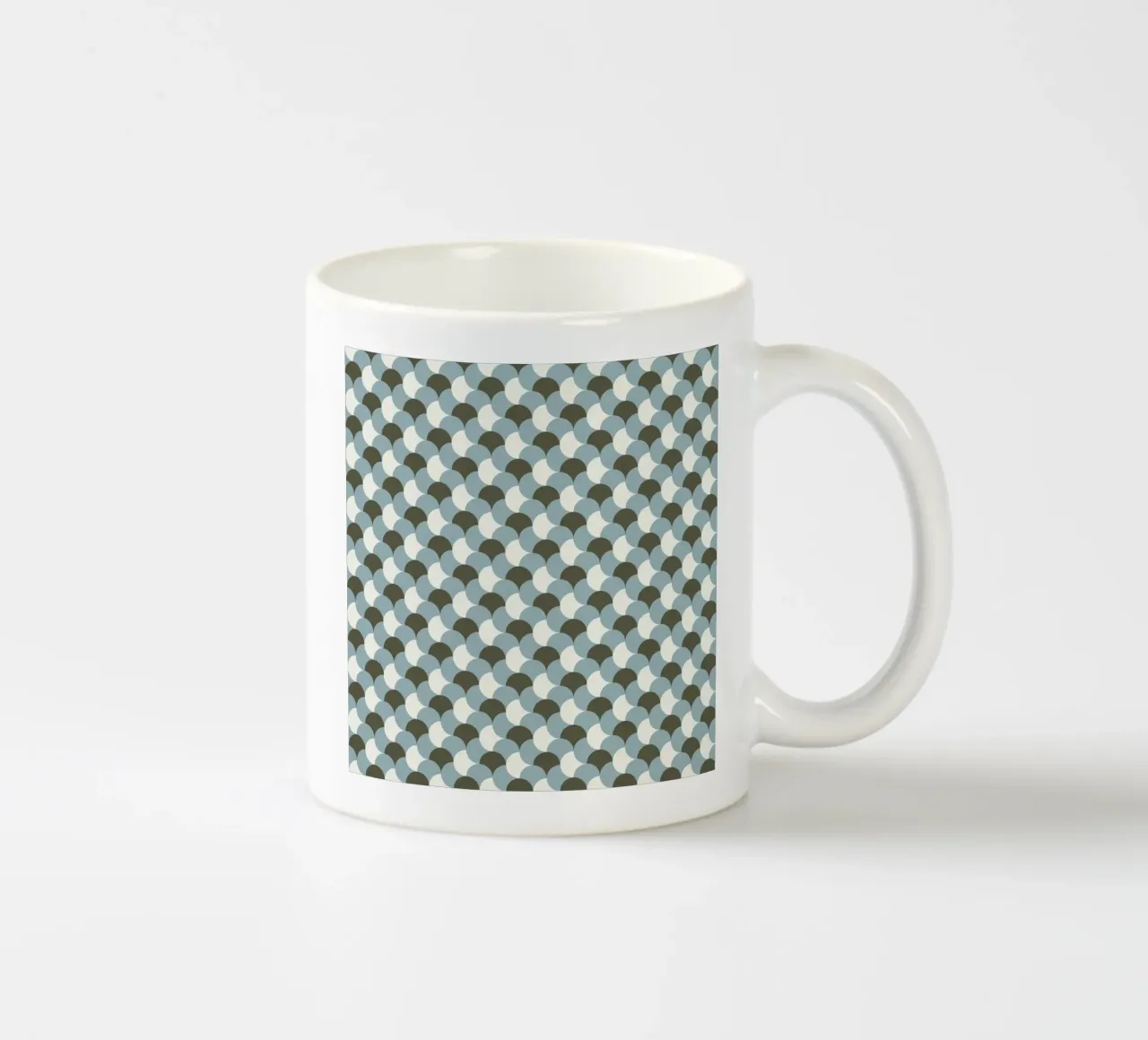 Variante gingham geometrico in tinta pastello grigio tazza in ceramica da Little Dean