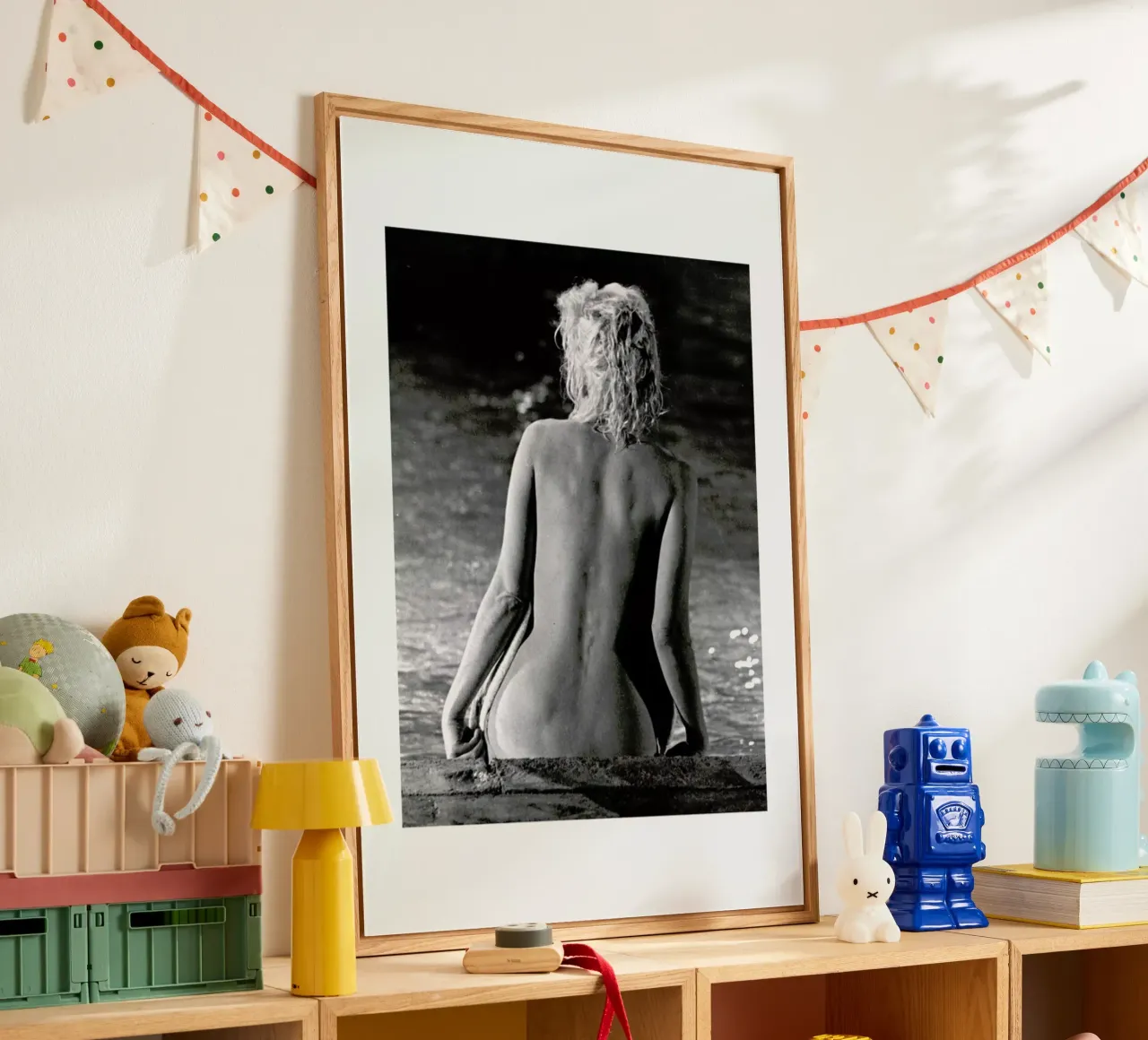 Marilyn Monroe, poolside plexiglass da Gallery Print and Art Limited