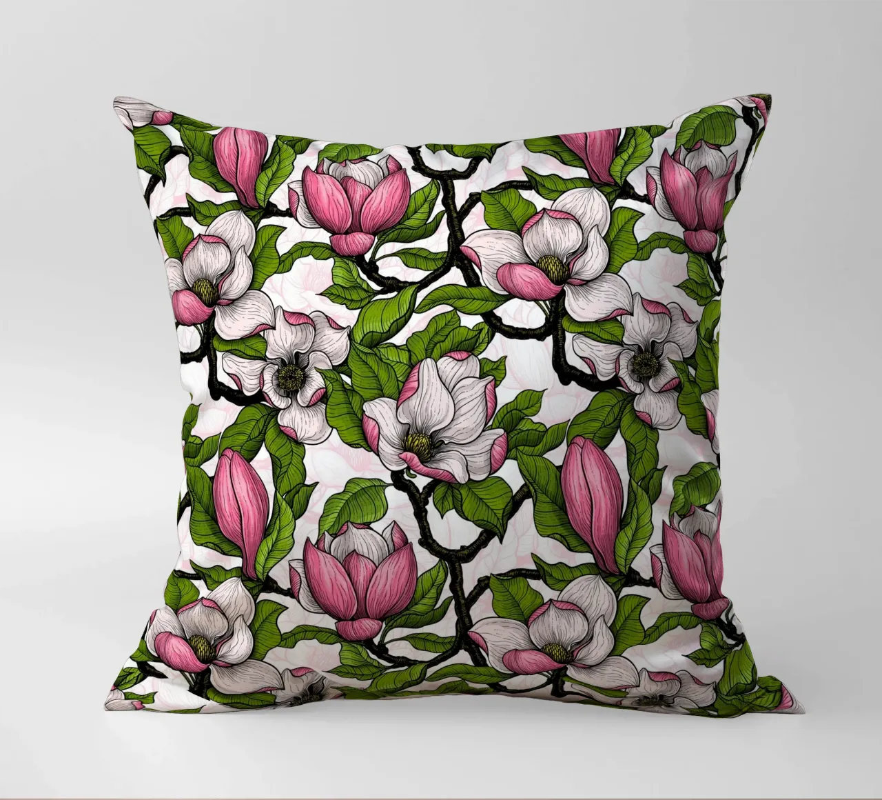 Magnolia in fiore cuscino da Painted Nature