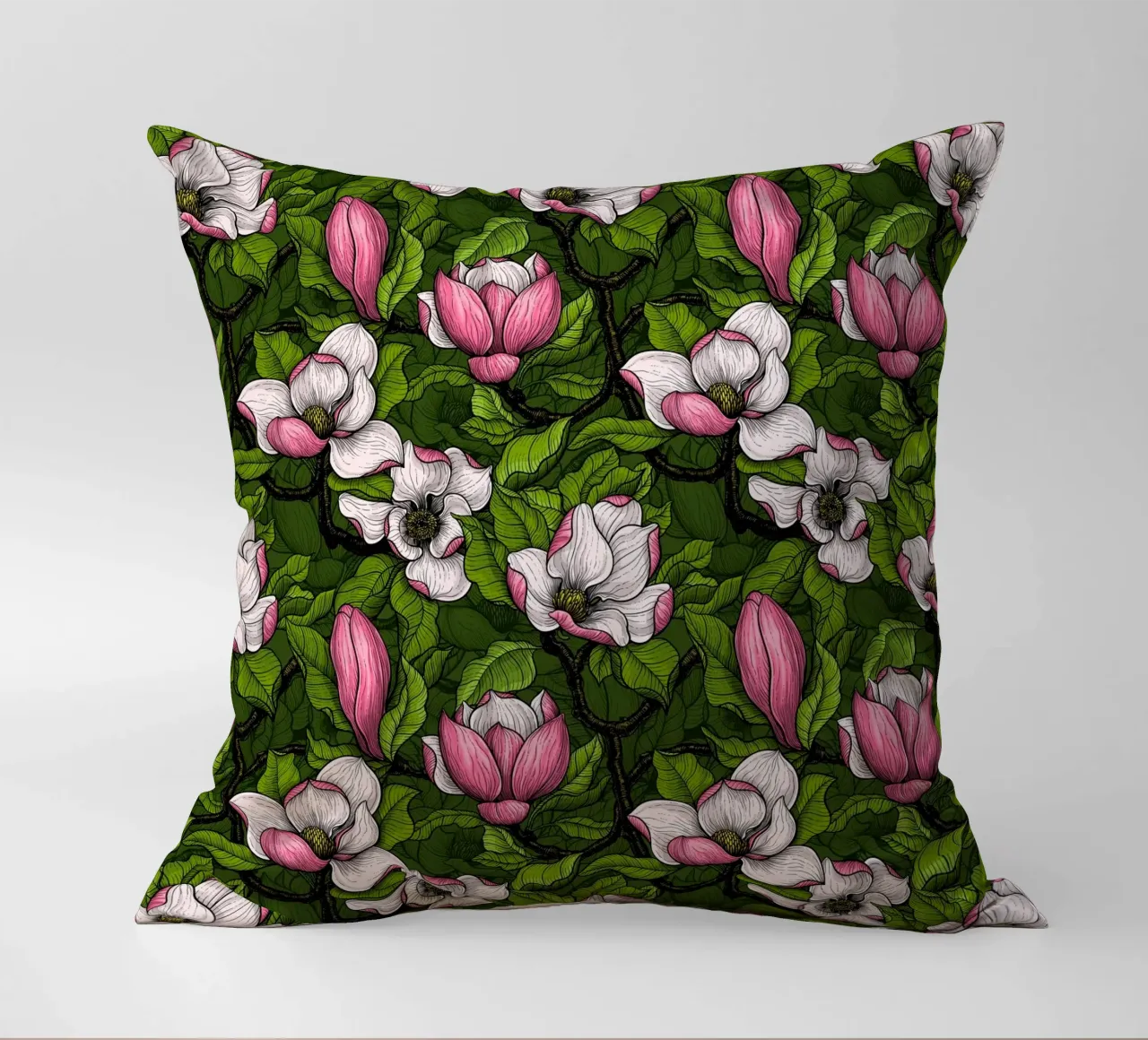 Magnolia in fiore cuscino da Painted Nature